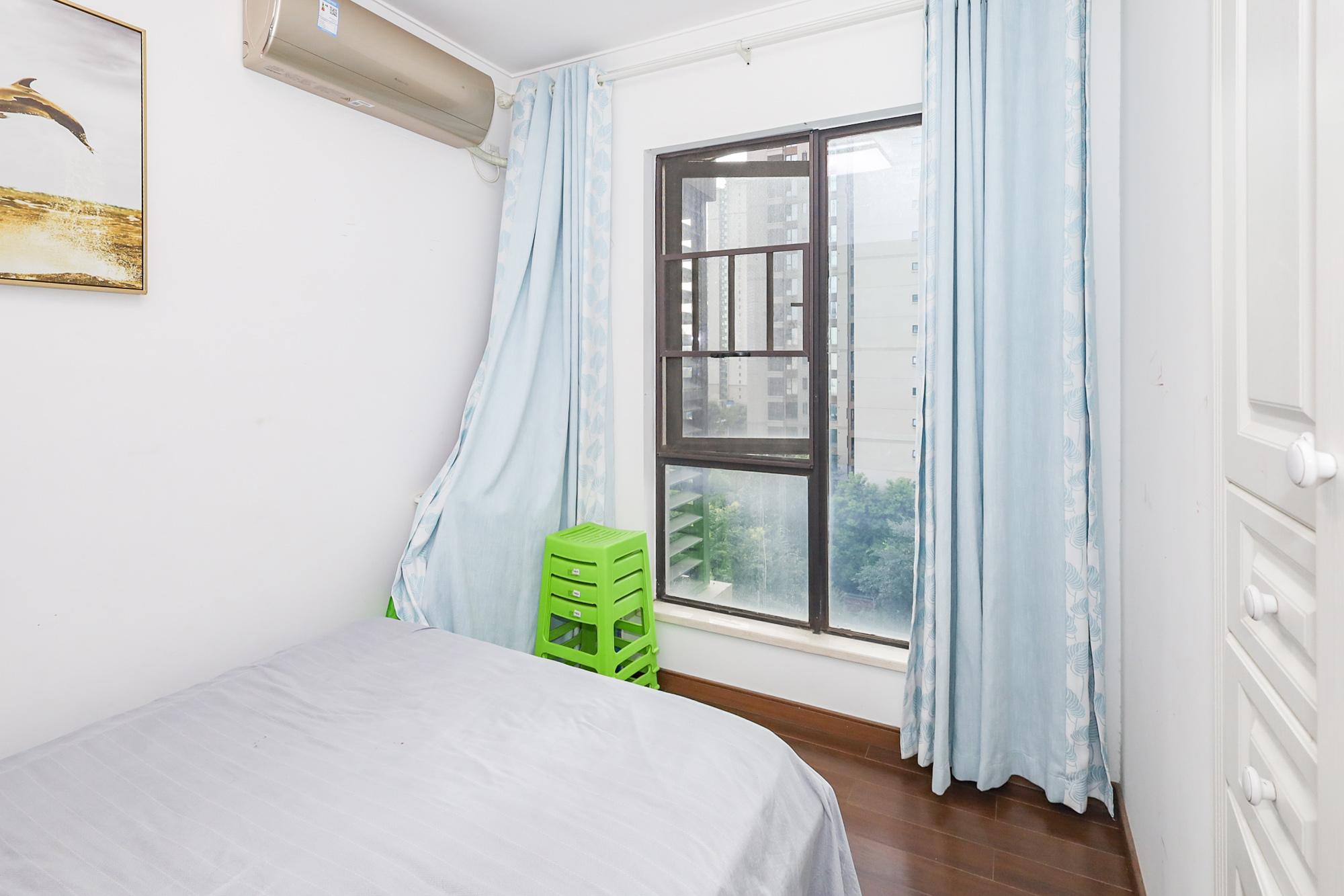 万科里金域滨江  3室2厅1卫    155.0万 万科里金域滨江  3室2厅1卫    155.0万卧室