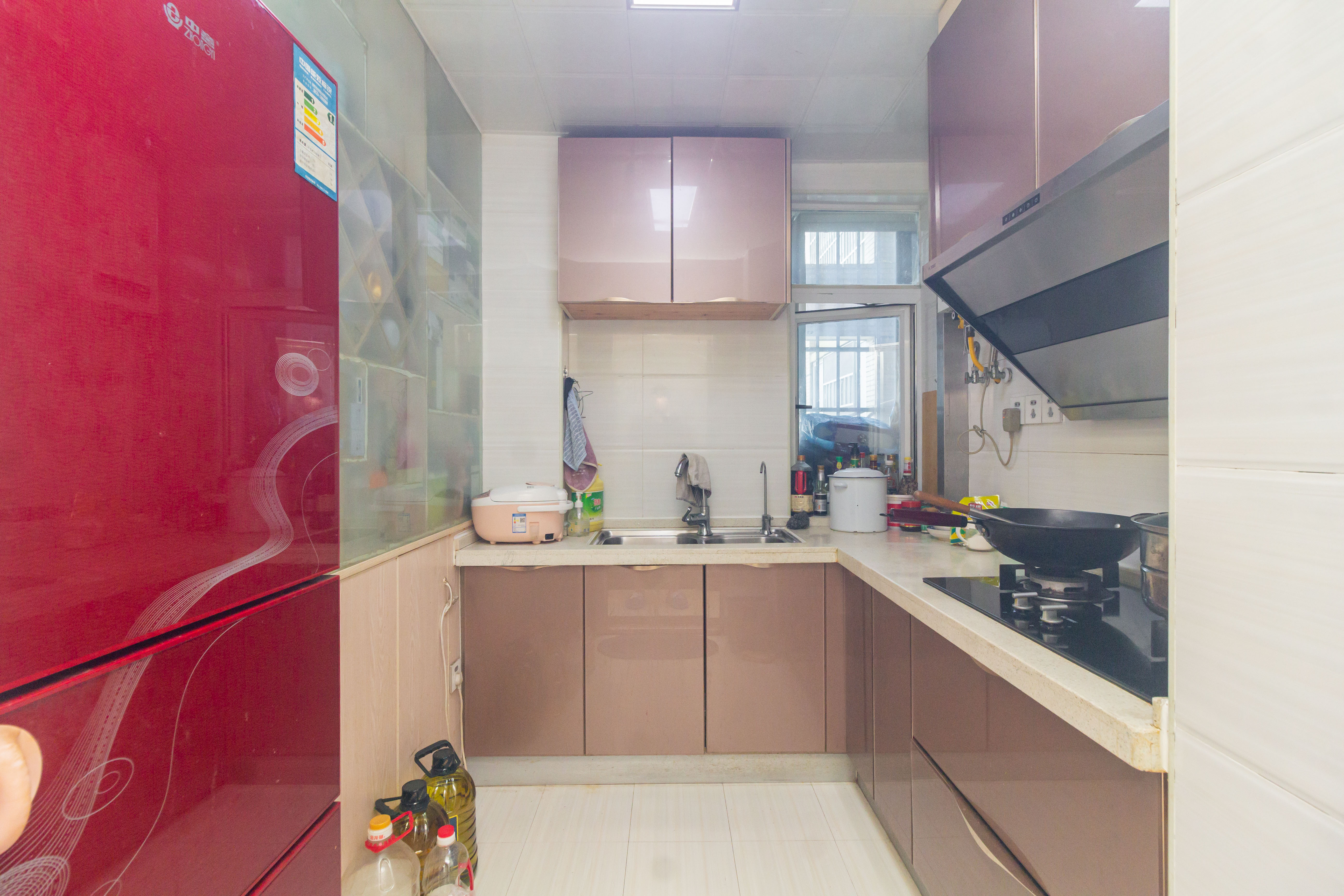 新蕾品阁居  3室2厅1卫    68.0万 新蕾品阁居  3室2厅1卫    68.0万厨房