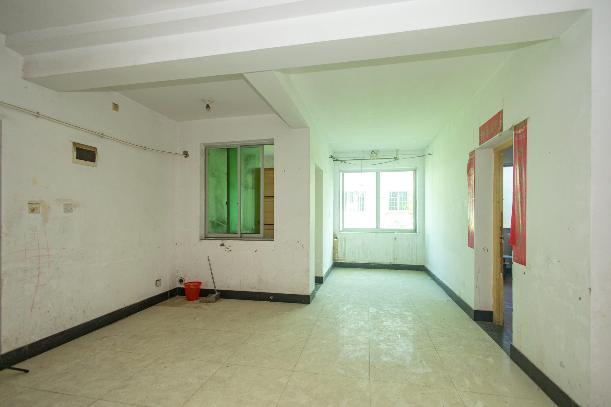 中南汽车世界 3室2厅1卫 30.4万 中南汽车世界 3室2厅1卫 30.4万其他