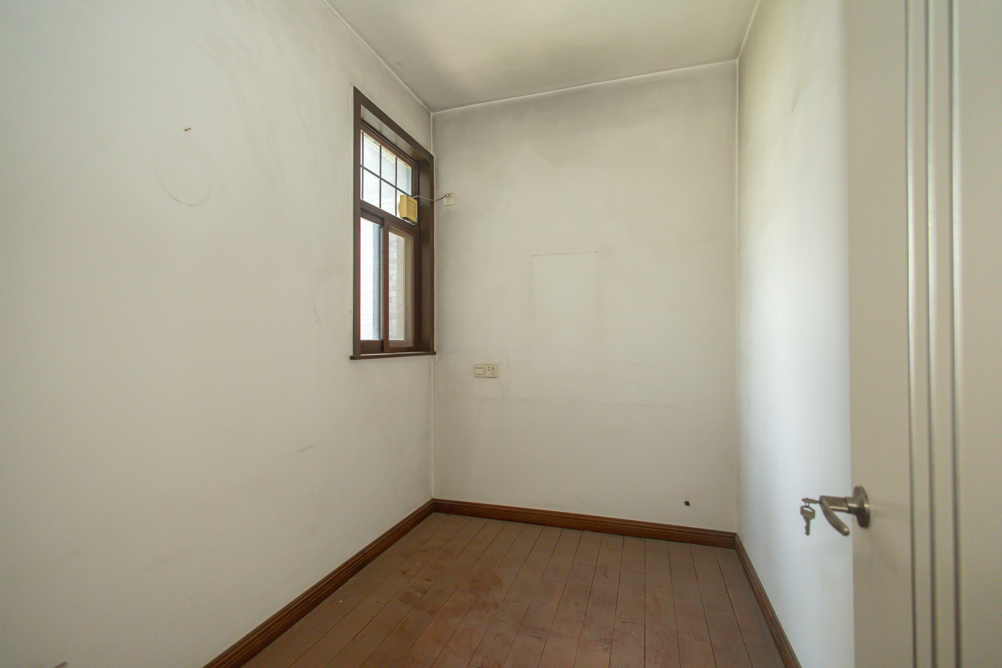 山水芙蓉国际新城 4室2厅2卫 190.0万 山水芙蓉国际新城 4室2厅2卫 190.0万卧室