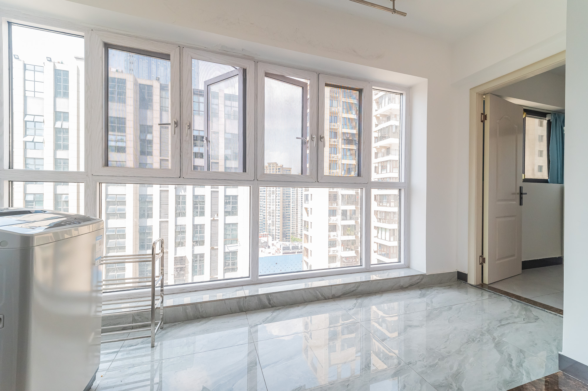 尚鑫海悦(新长海尚海城)  4室2厅2卫    100.0万 尚鑫海悦(新长海尚海城)  4室2厅2卫    100.0万阳台