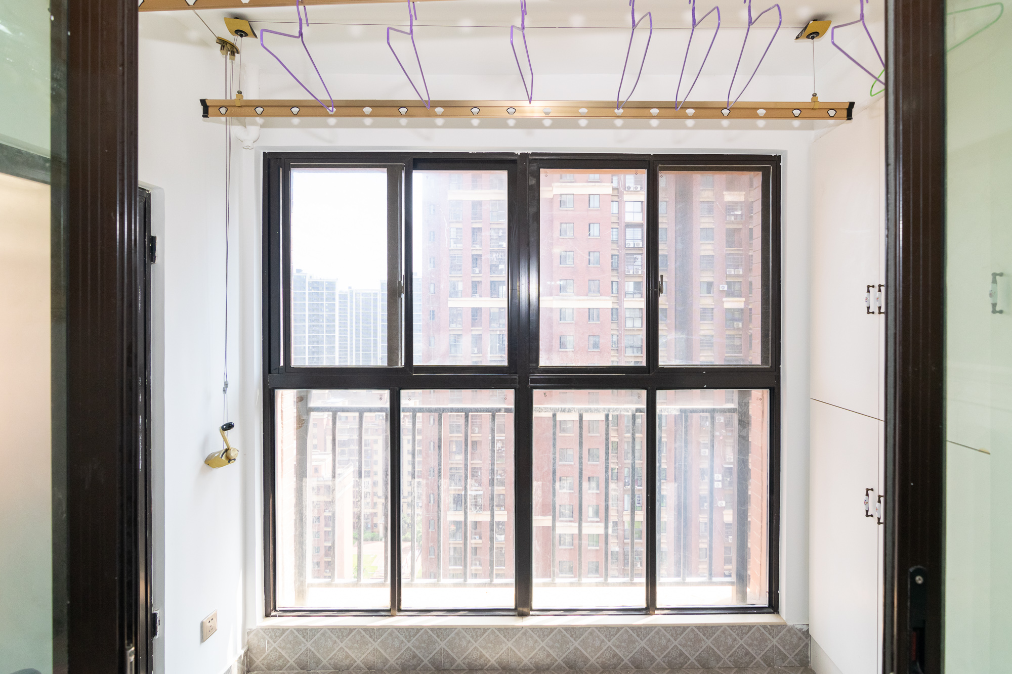 新城国际花都 3室2厅2卫 83.0万 新城国际花都 3室2厅2卫 83.0万阳台