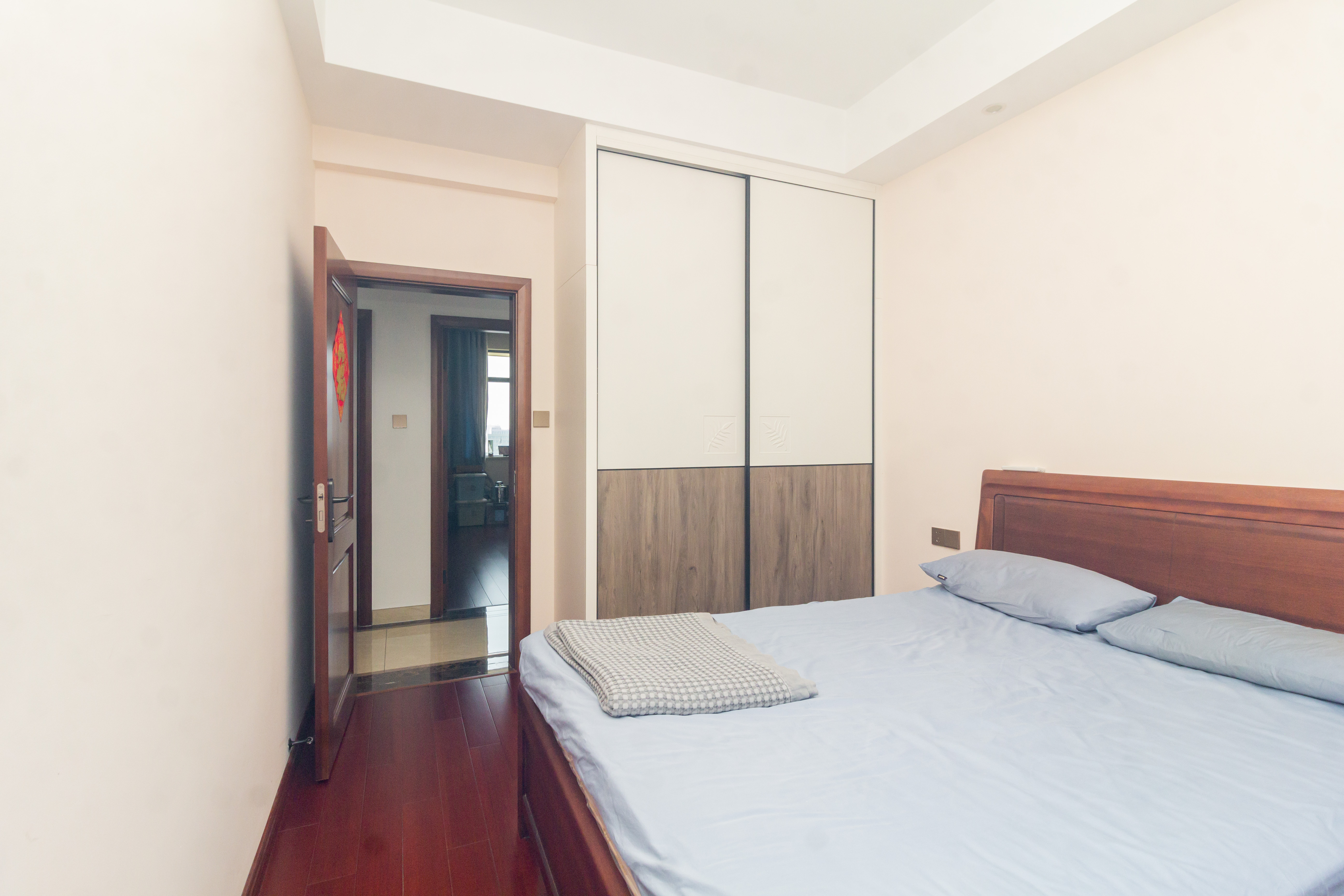 广悦星苑润园 5室2厅3卫 168.0万 广悦星苑润园 5室2厅3卫 168.0万卧室