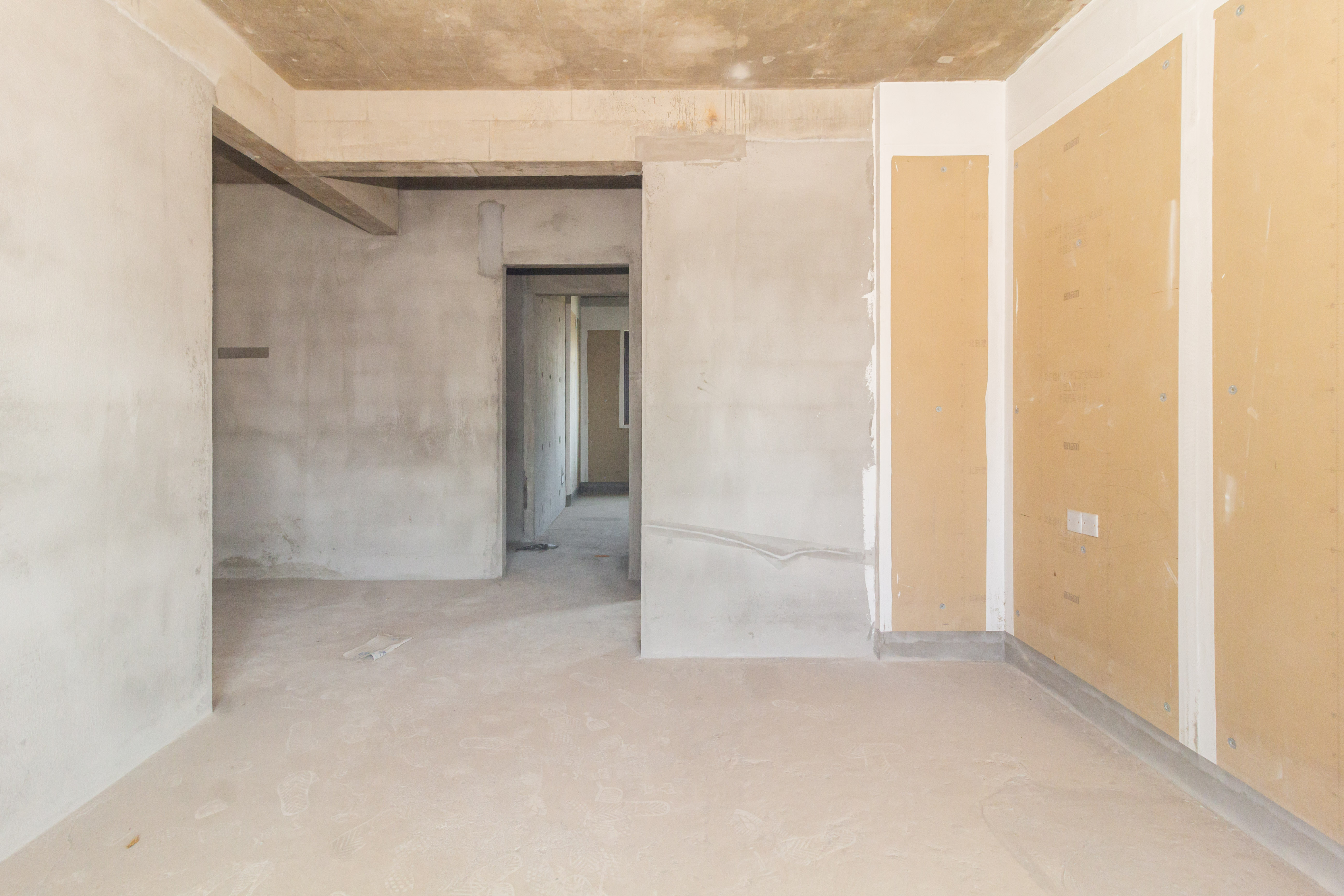 龙湖碧桂园天宸原著 4室2厅2卫 148.0万 龙湖碧桂园天宸原著 4室2厅2卫 148.0万卧室