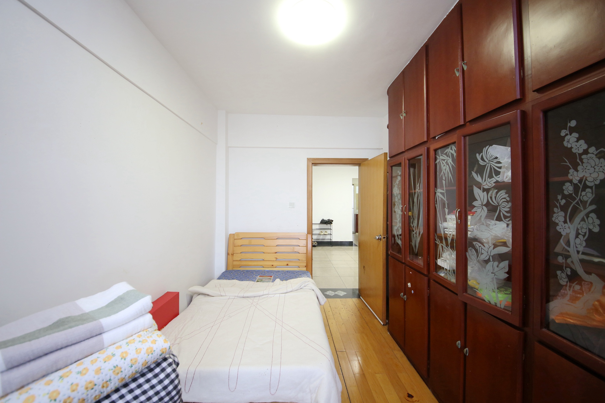 省建苑小区  3室2厅1卫   61.00万卧室