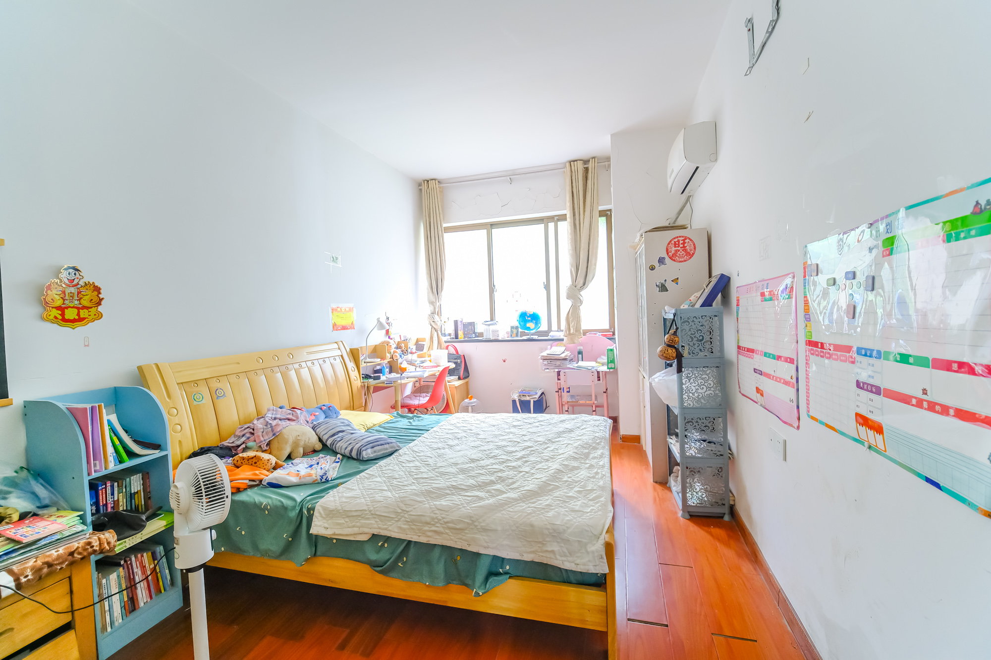 四季星城 3室2厅1卫 94.0万 四季星城 3室2厅1卫 94.0万卧室