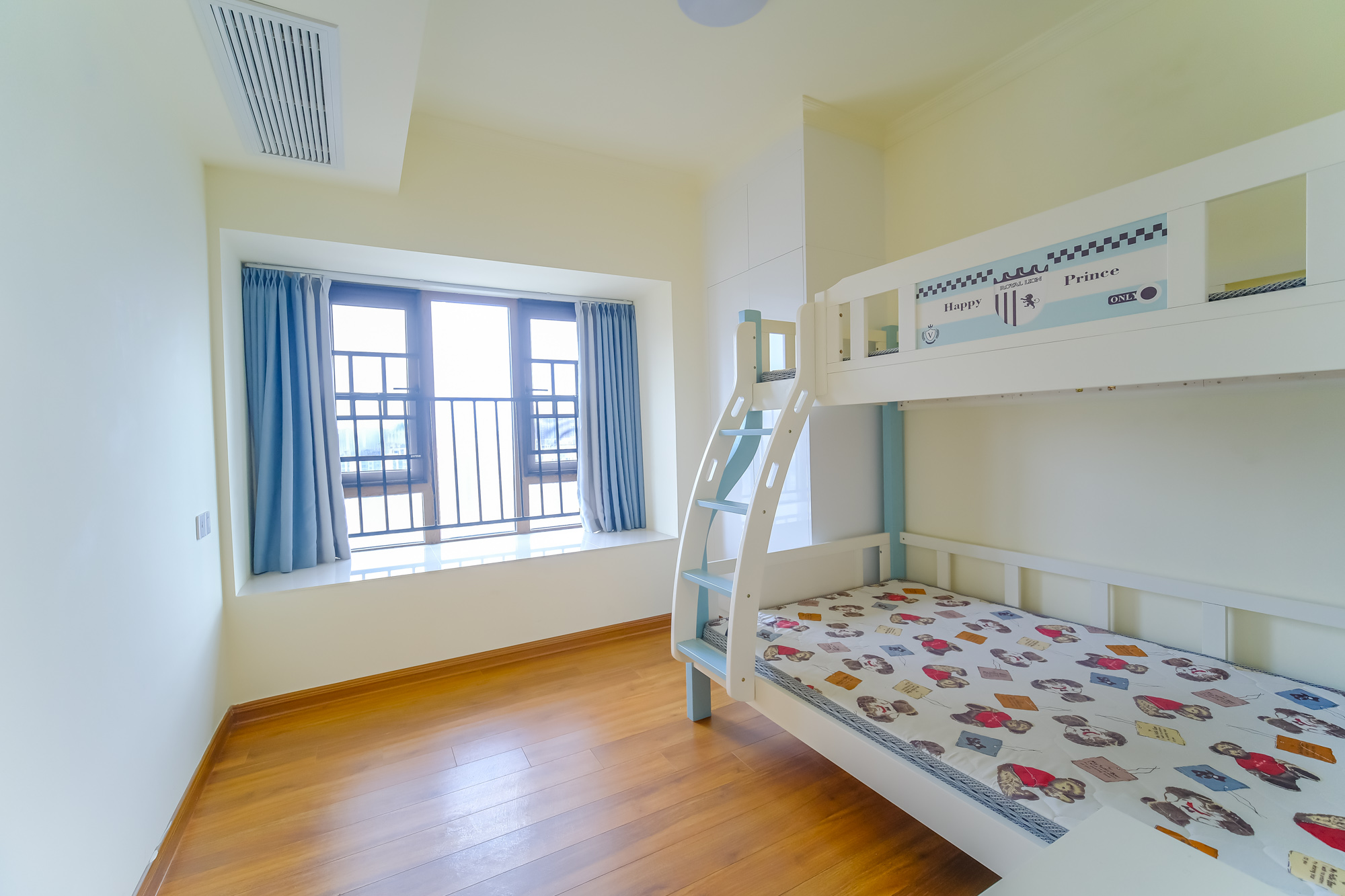 碧桂园翘楚棠  3室2厅2卫    105.88万 碧桂园翘楚棠  3室2厅2卫    105.88万卧室