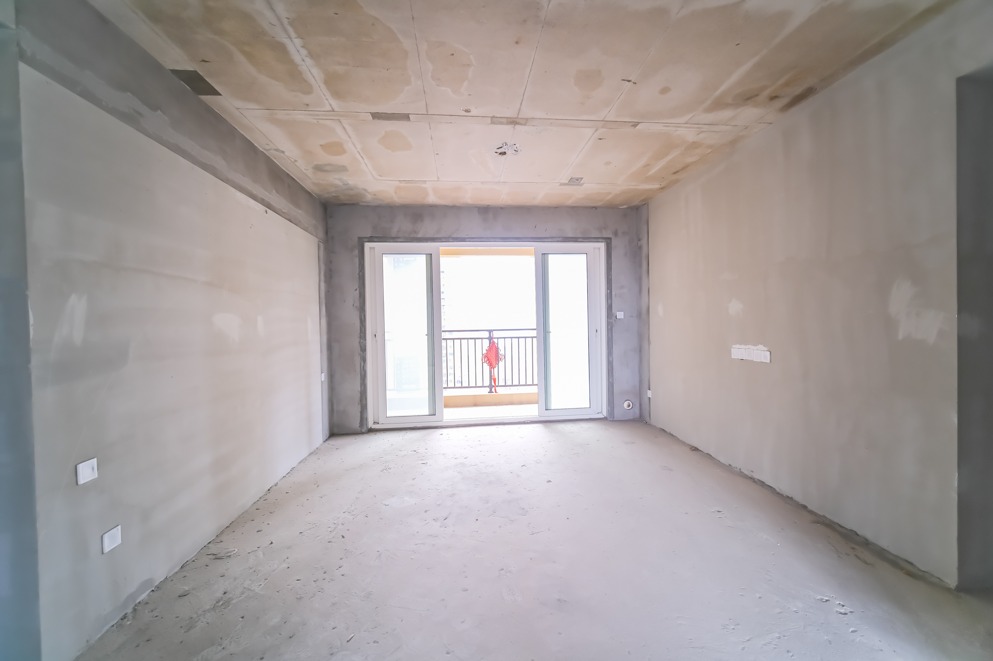 保利香槟国际  4室2厅2卫    100.0万 保利香槟国际  4室2厅2卫    100.0万客厅