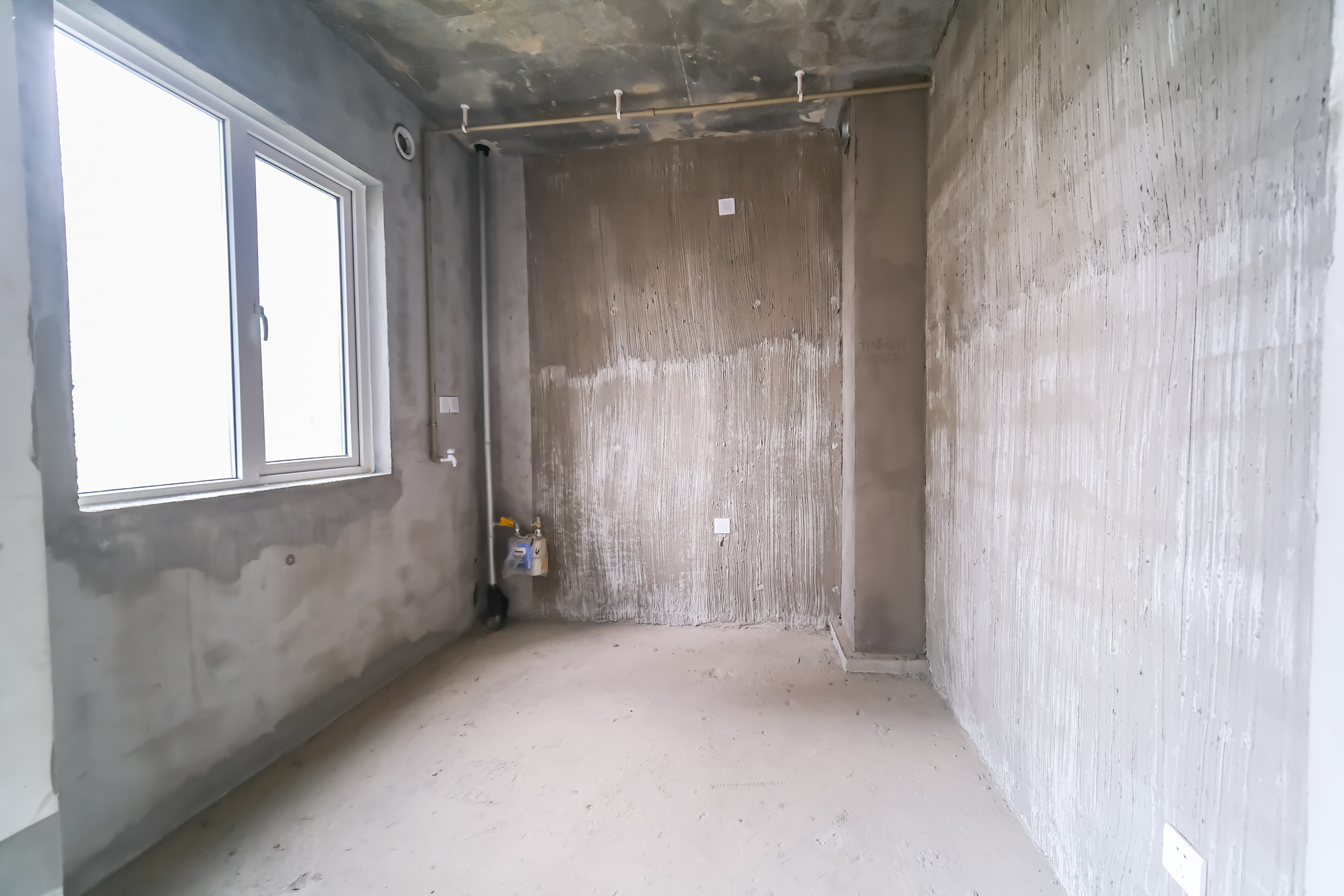 保利香槟国际  4室2厅2卫    100.0万 保利香槟国际  4室2厅2卫    100.0万厨房