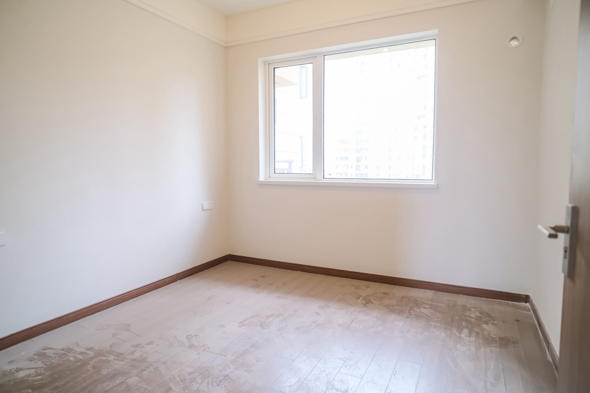 保利香槟国际 4室2厅2卫 97.0万 保利香槟国际 4室2厅2卫 97.0万卧室