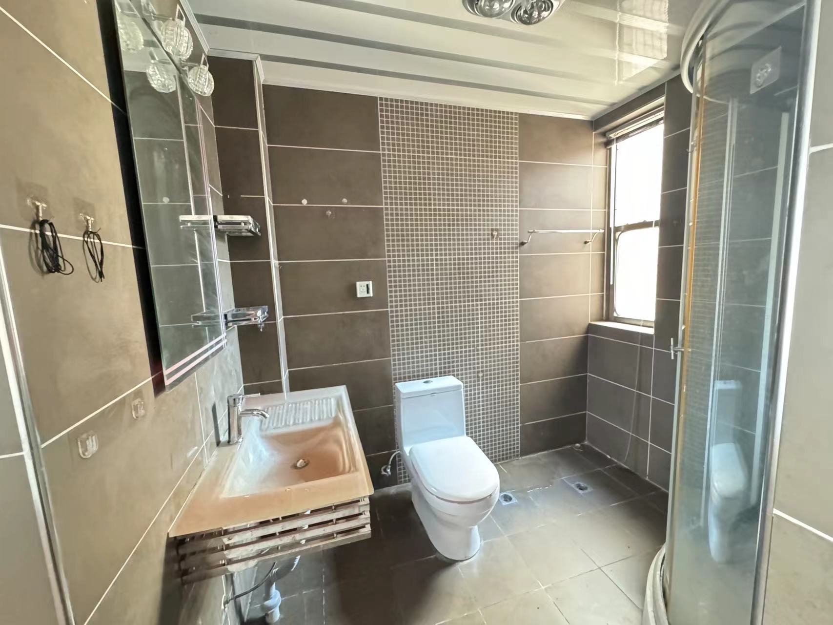 江南世家  5室2厅3卫    38.8万 江南世家  5室2厅3卫    38.8万室内图