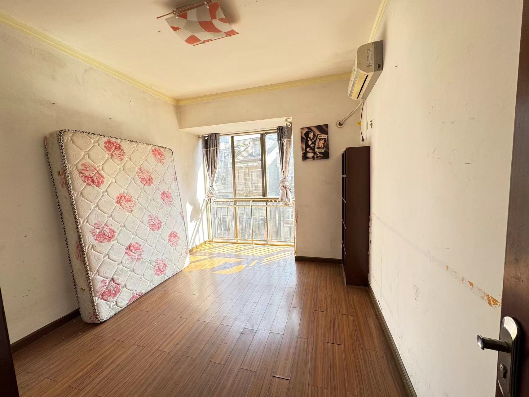 江南世家  5室2厅3卫    38.8万 江南世家  5室2厅3卫    38.8万室内图