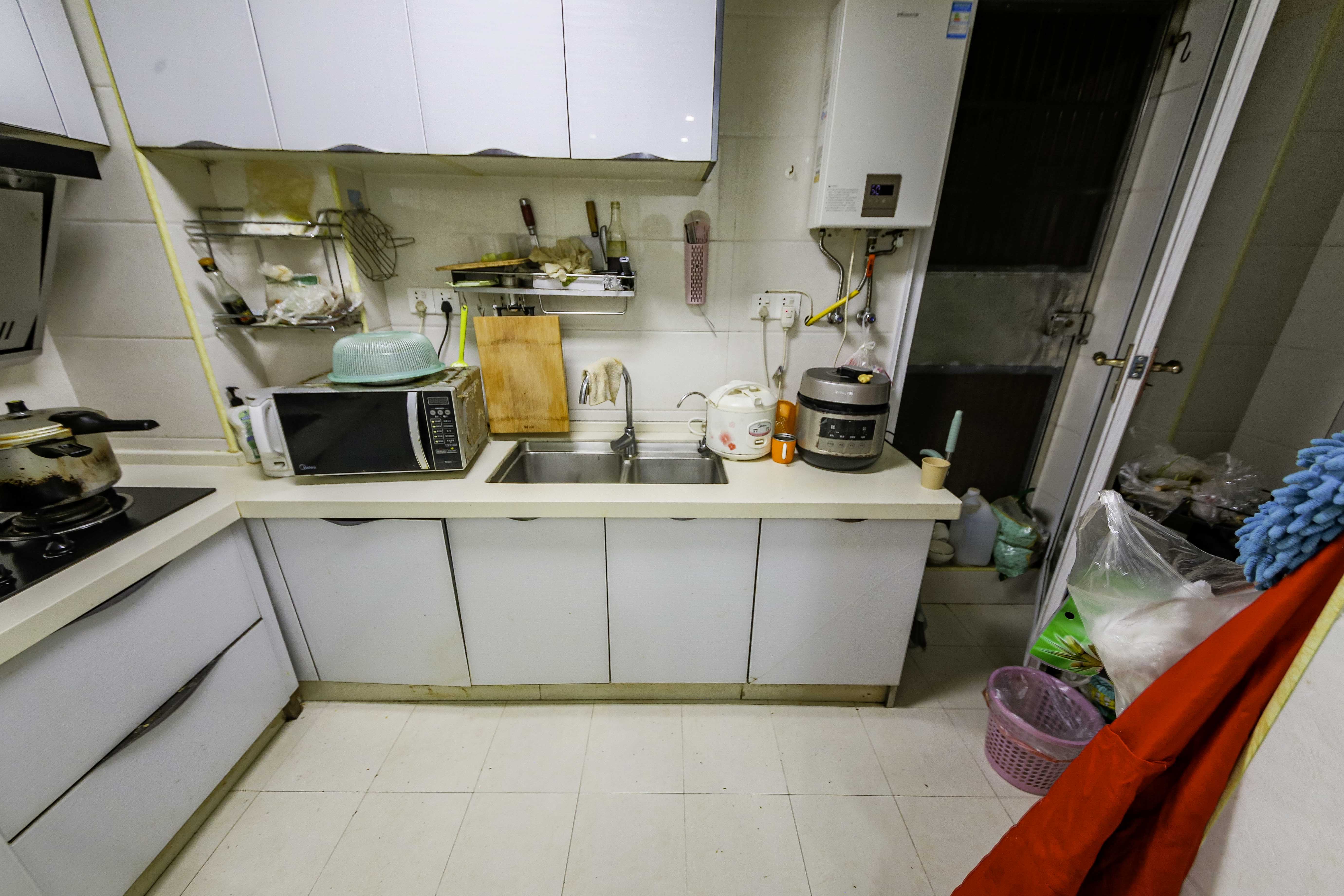 奥林匹克花园贡院一期  3室2厅1卫   95.00万厨房