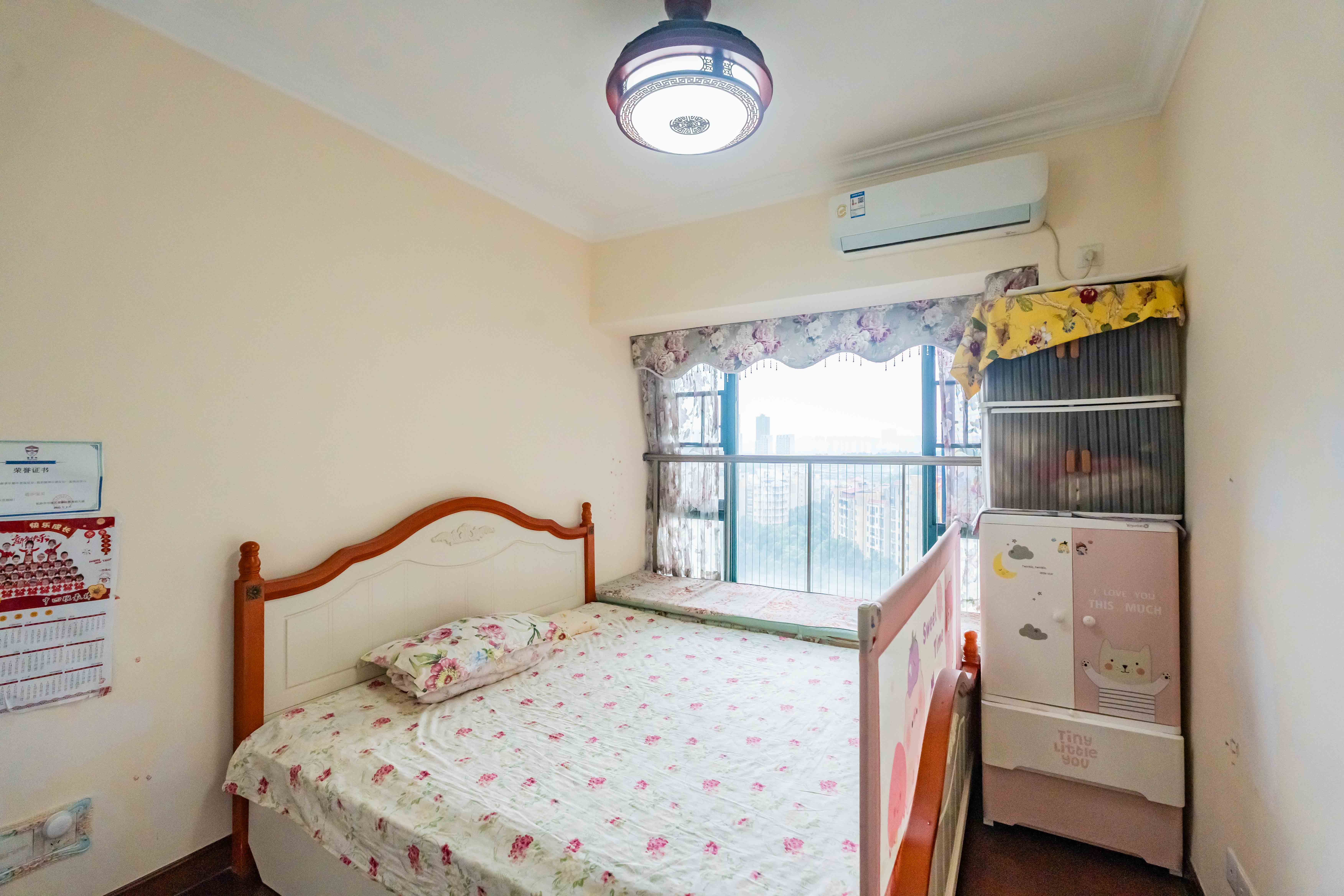 恒大雅苑  3室2厅2卫    118.0万 恒大雅苑  3室2厅2卫    118.0万卧室