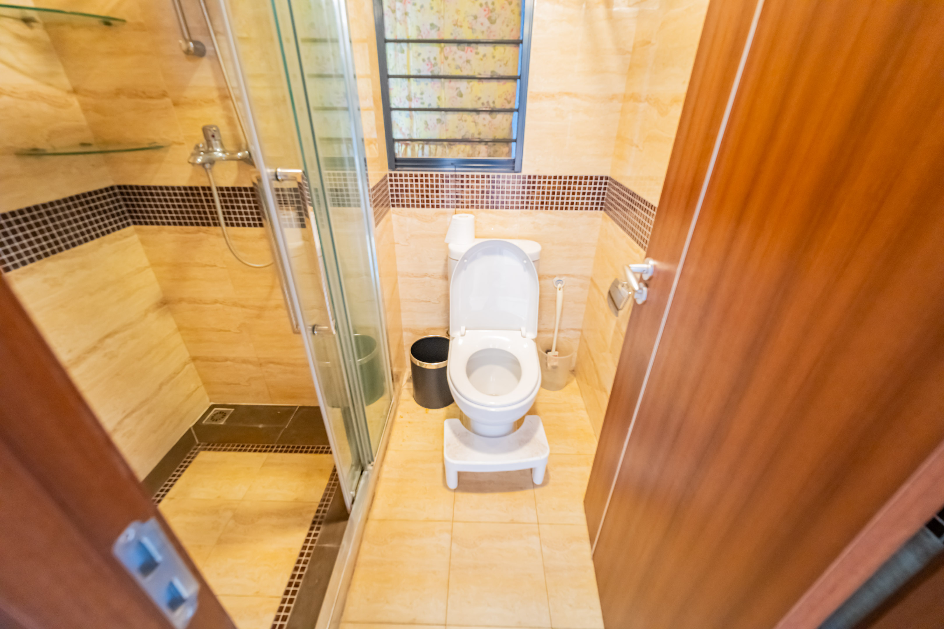 万科金域华府三四期  1室2厅1卫    98.0万卫生间