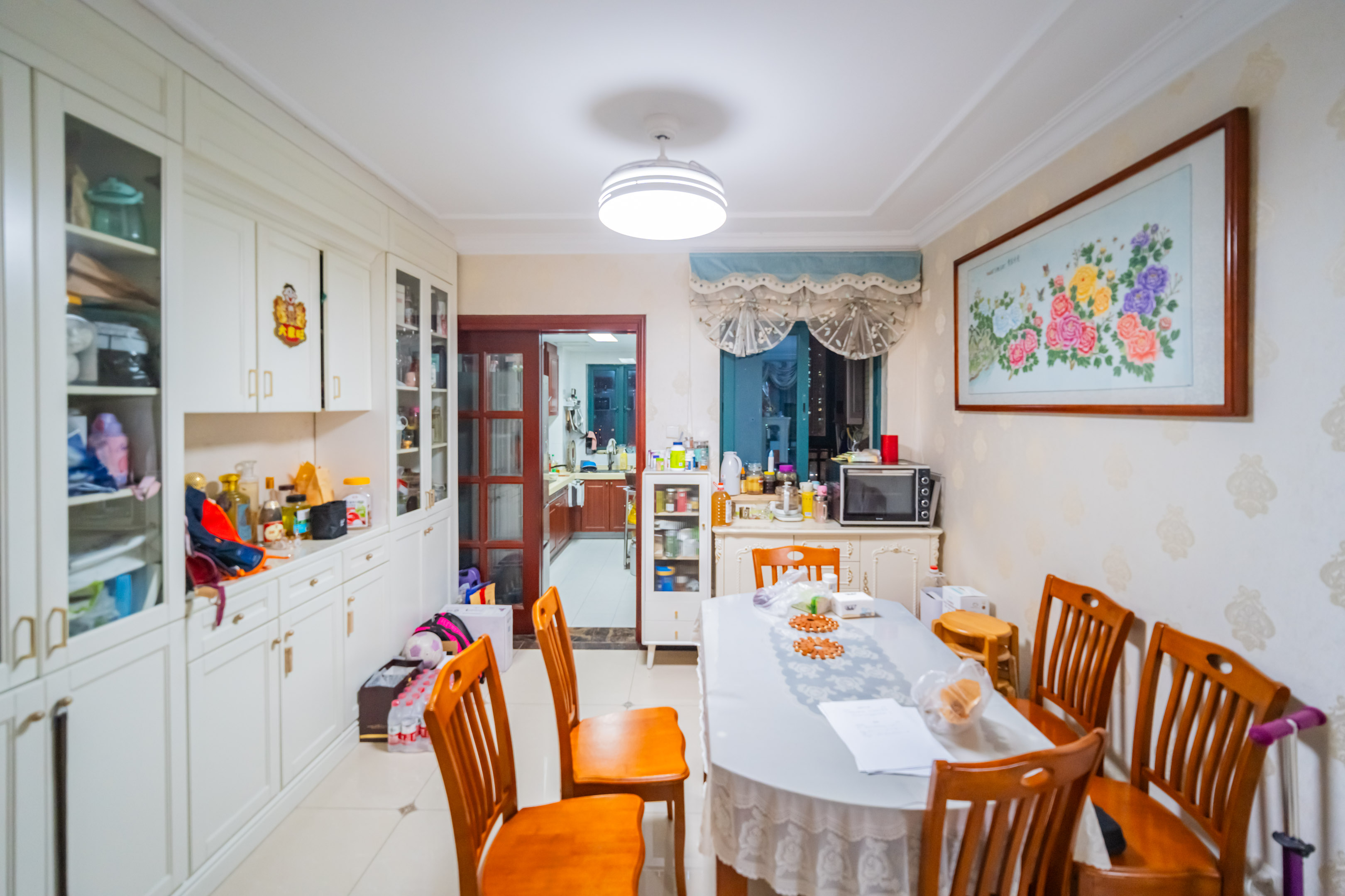 恒大绿洲 3室2厅2卫 185.00万 恒大绿洲 3室2厅2卫 185.00万客厅