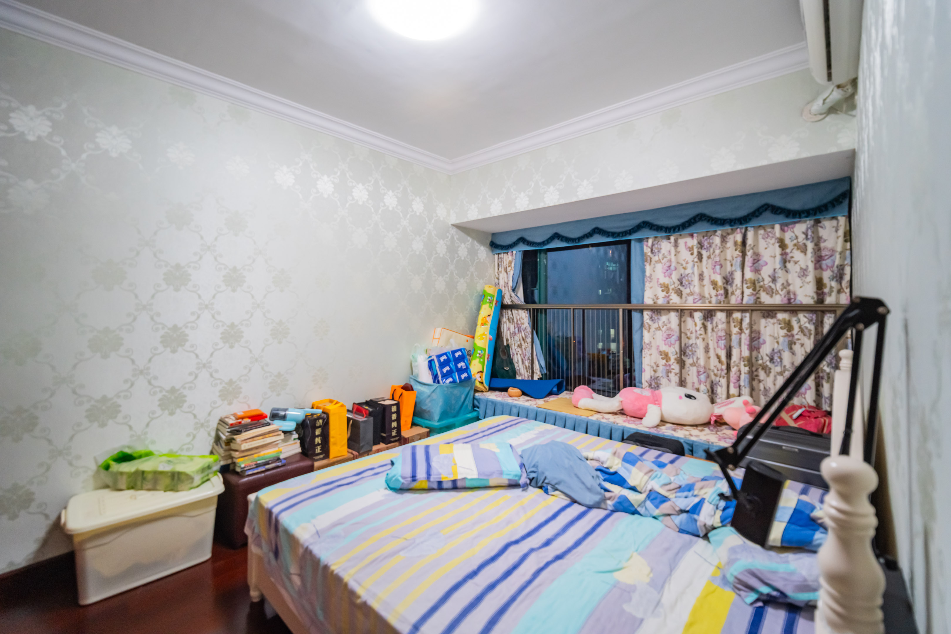 恒大绿洲 3室2厅2卫 185.00万 恒大绿洲 3室2厅2卫 185.00万卧室