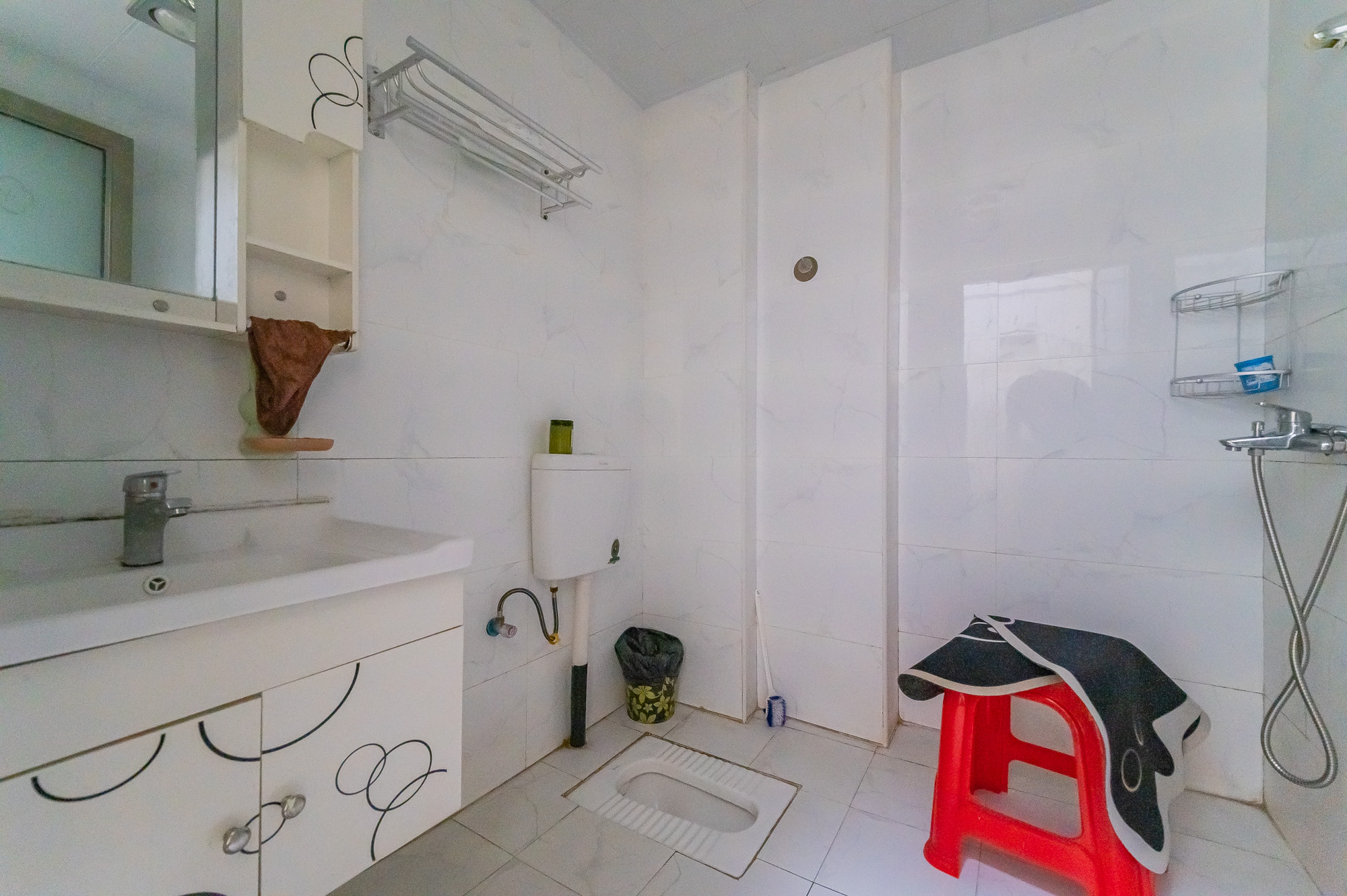 未来漫城 1室1厅1卫 38.8万 未来漫城 1室1厅1卫 38.8万卫生间