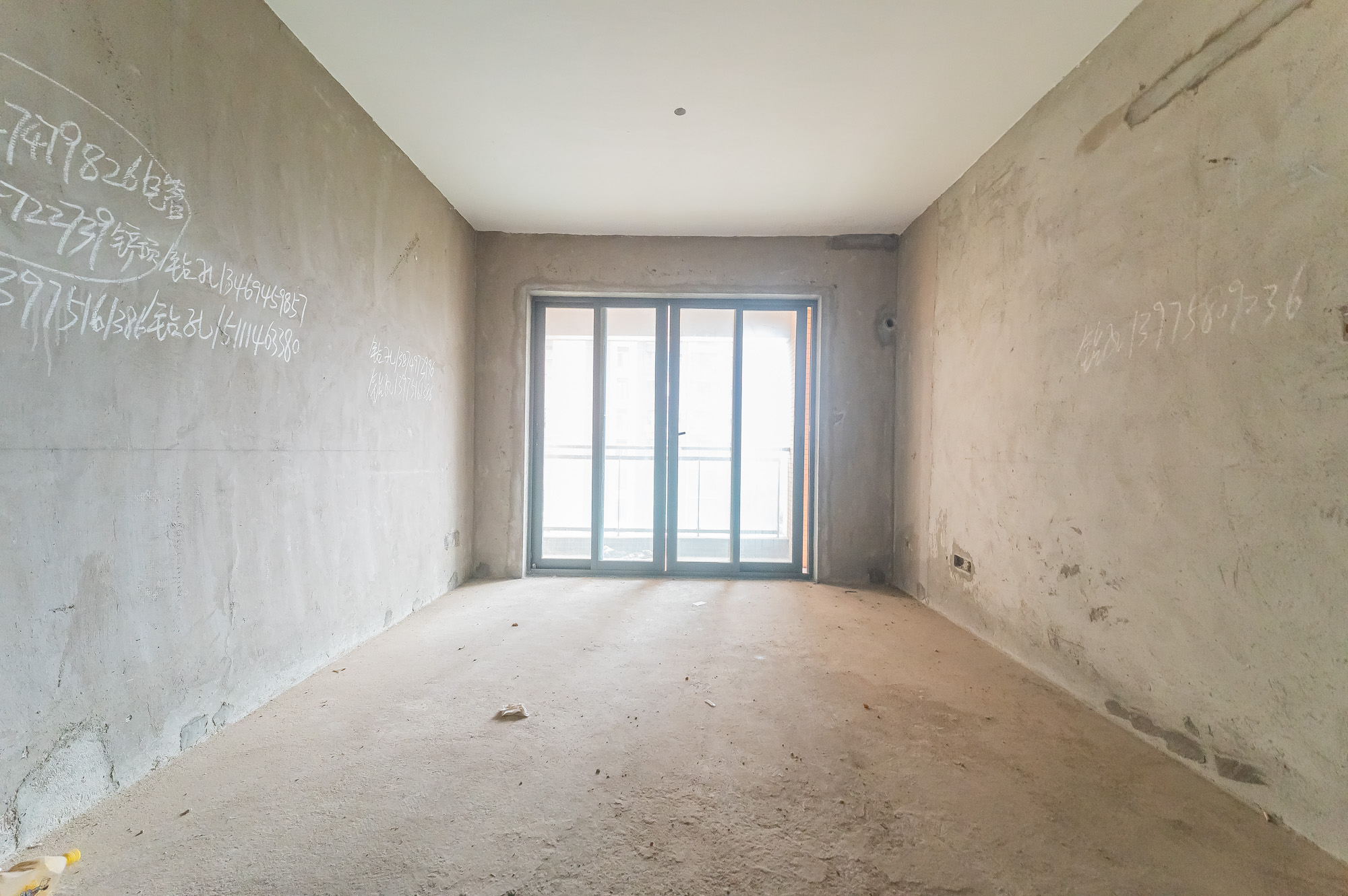 海伦春天 2室2厅1卫 59.8万 海伦春天 2室2厅1卫 59.8万客厅