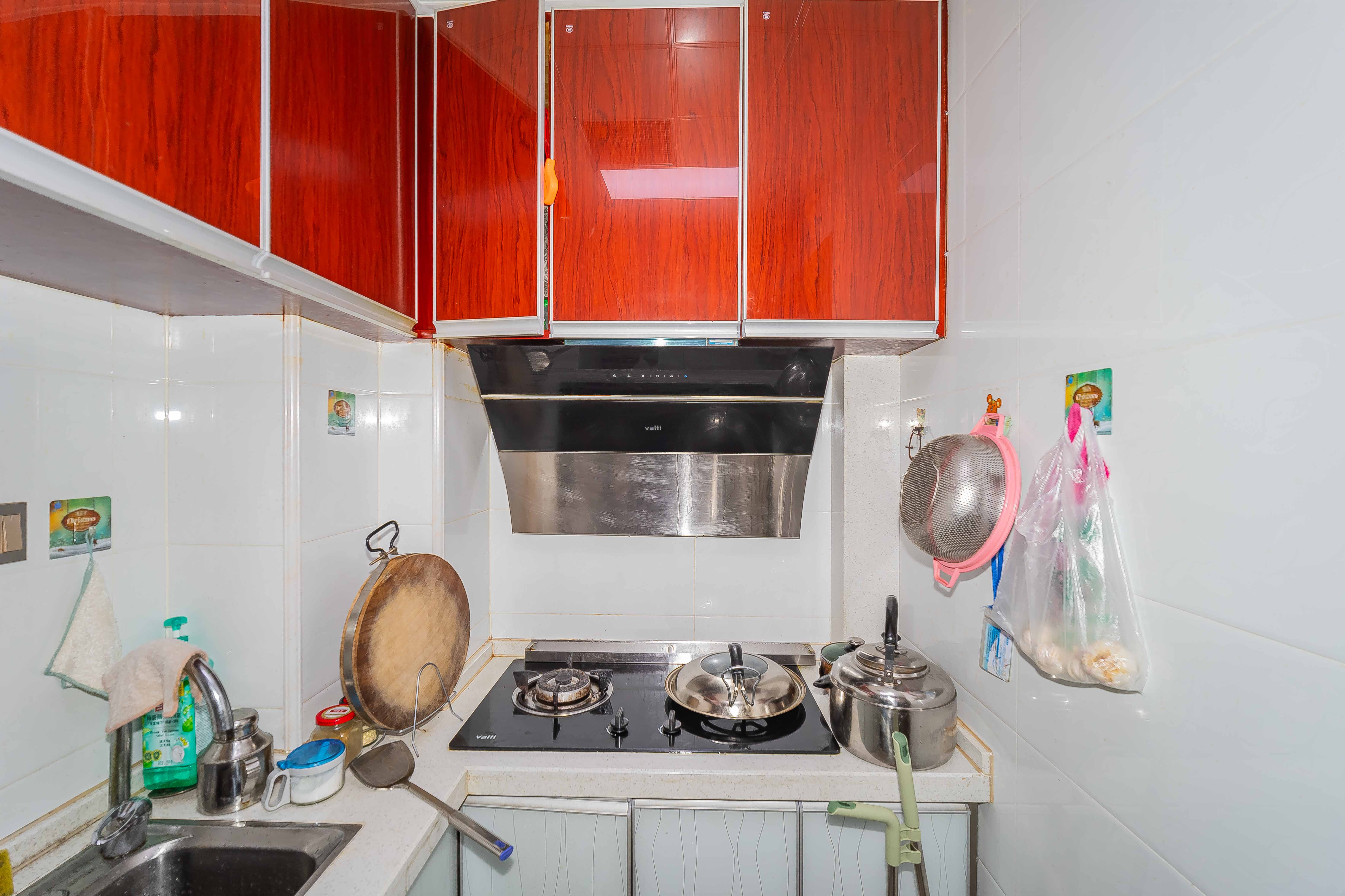 三重星都心 1室2厅1卫 61.8万 三重星都心 1室2厅1卫 61.8万厨房