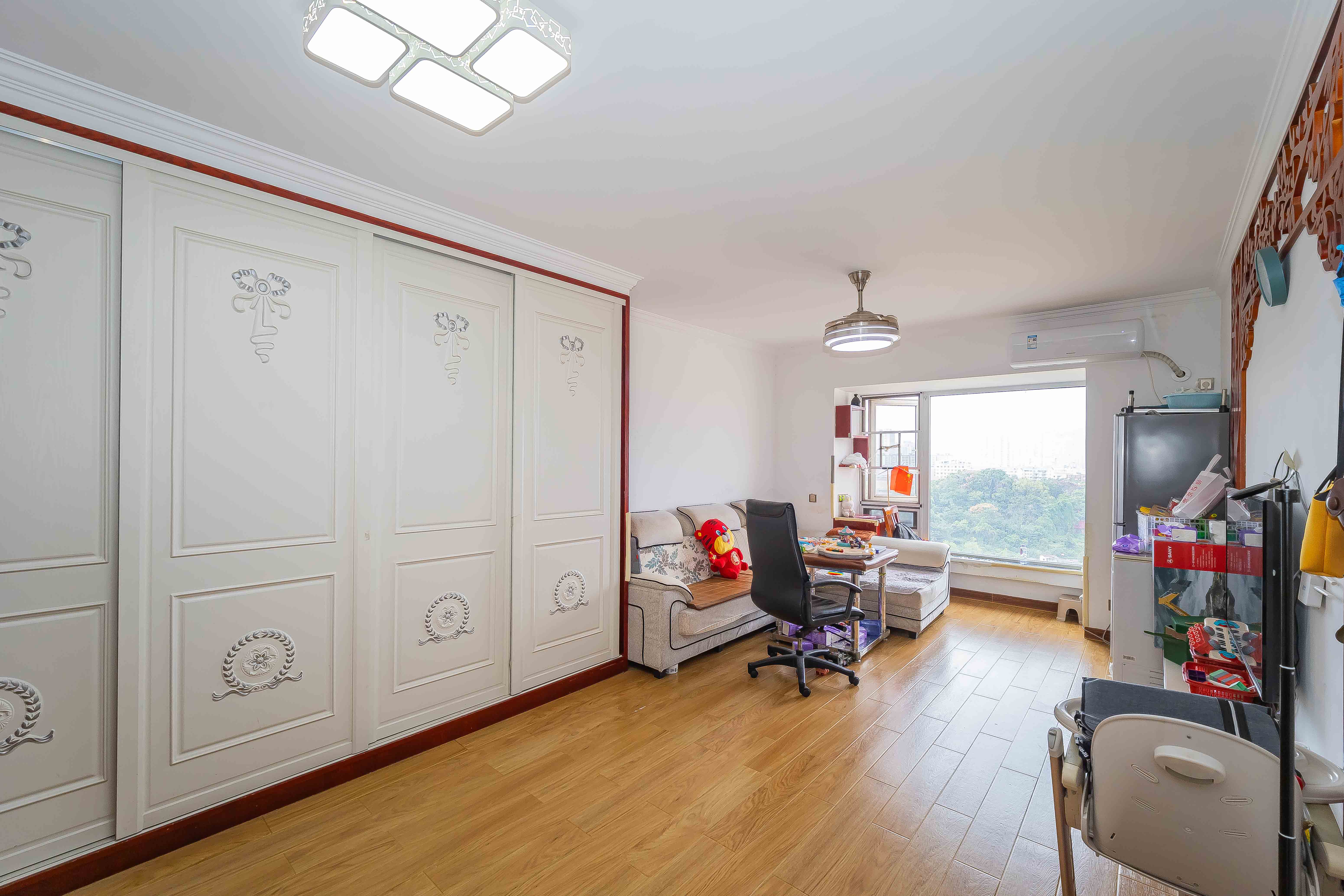 三重星都心 1室2厅1卫 61.8万 三重星都心 1室2厅1卫 61.8万客厅