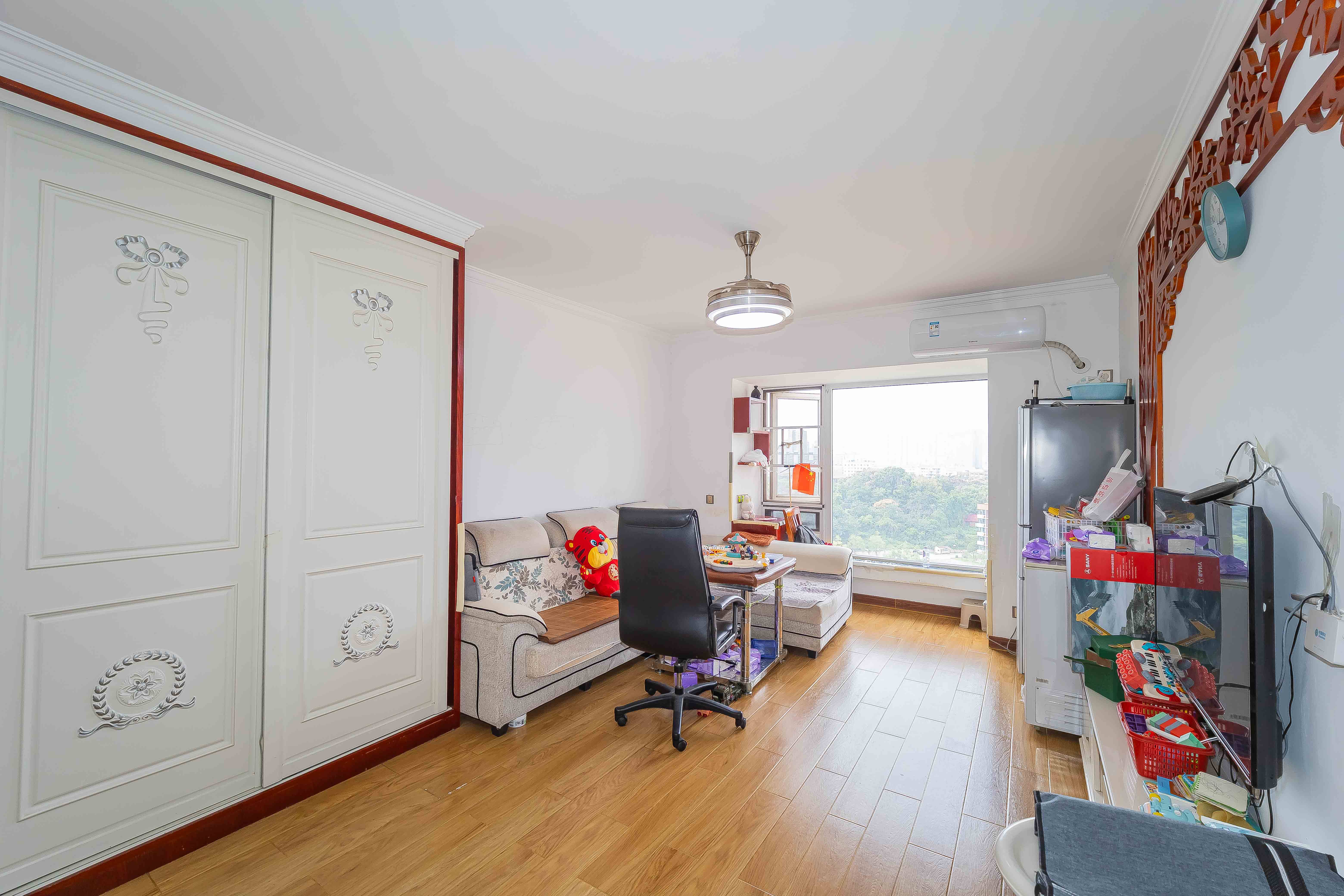 三重星都心 1室2厅1卫 61.8万 三重星都心 1室2厅1卫 61.8万客厅