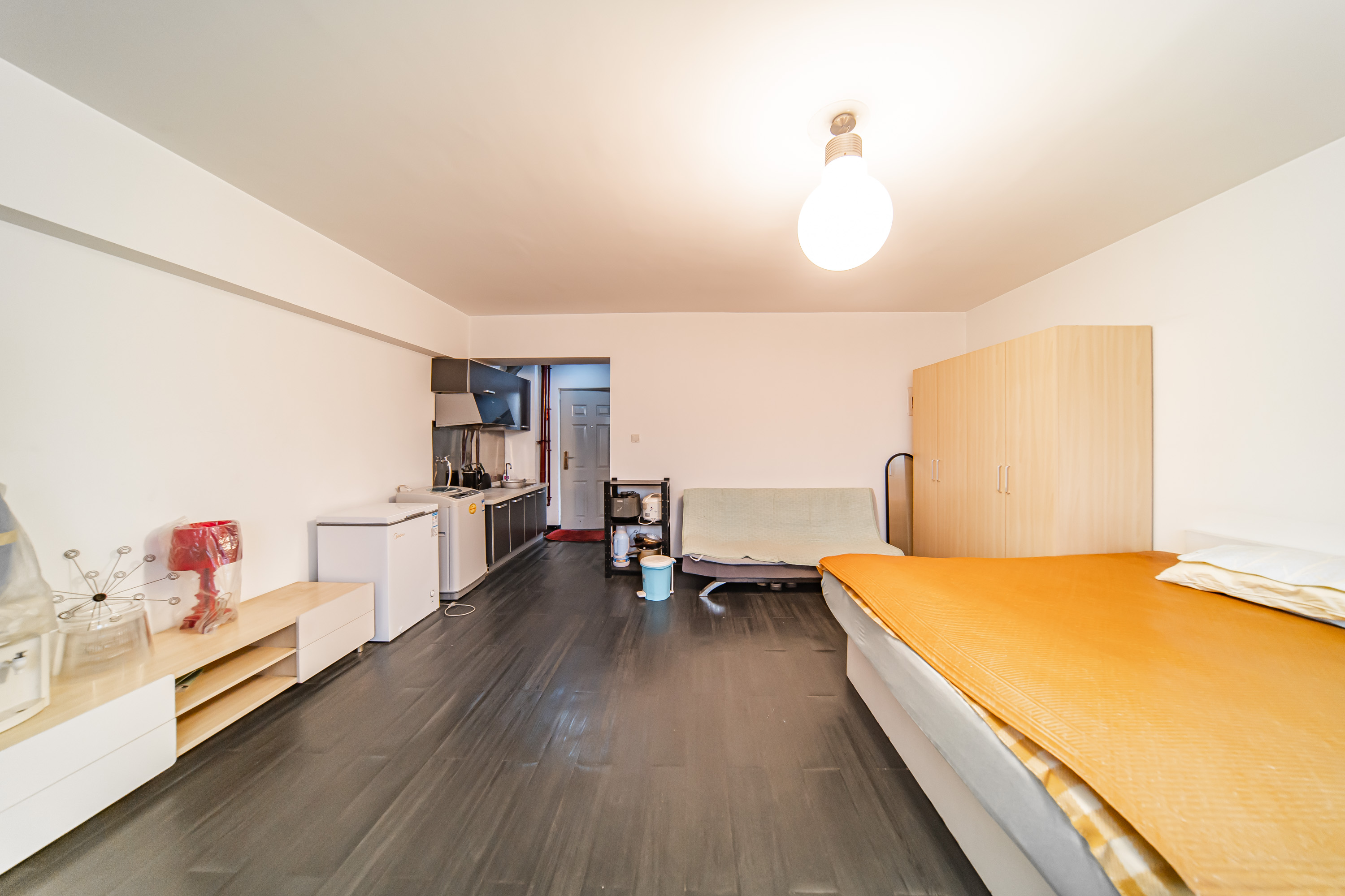 阳光100二期  1室1厅1卫    29.0万 阳光100二期  1室1厅1卫    29.0万卧室