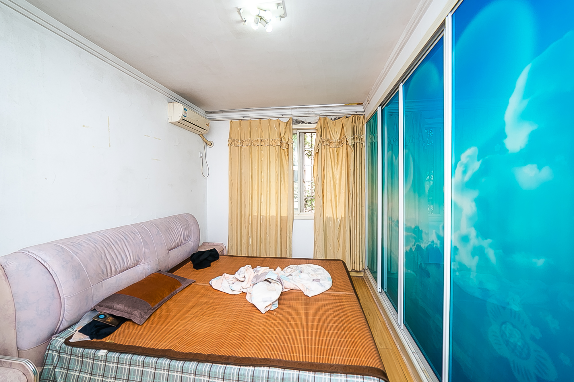 富绿新村  2室2厅1卫   50.00万卧室