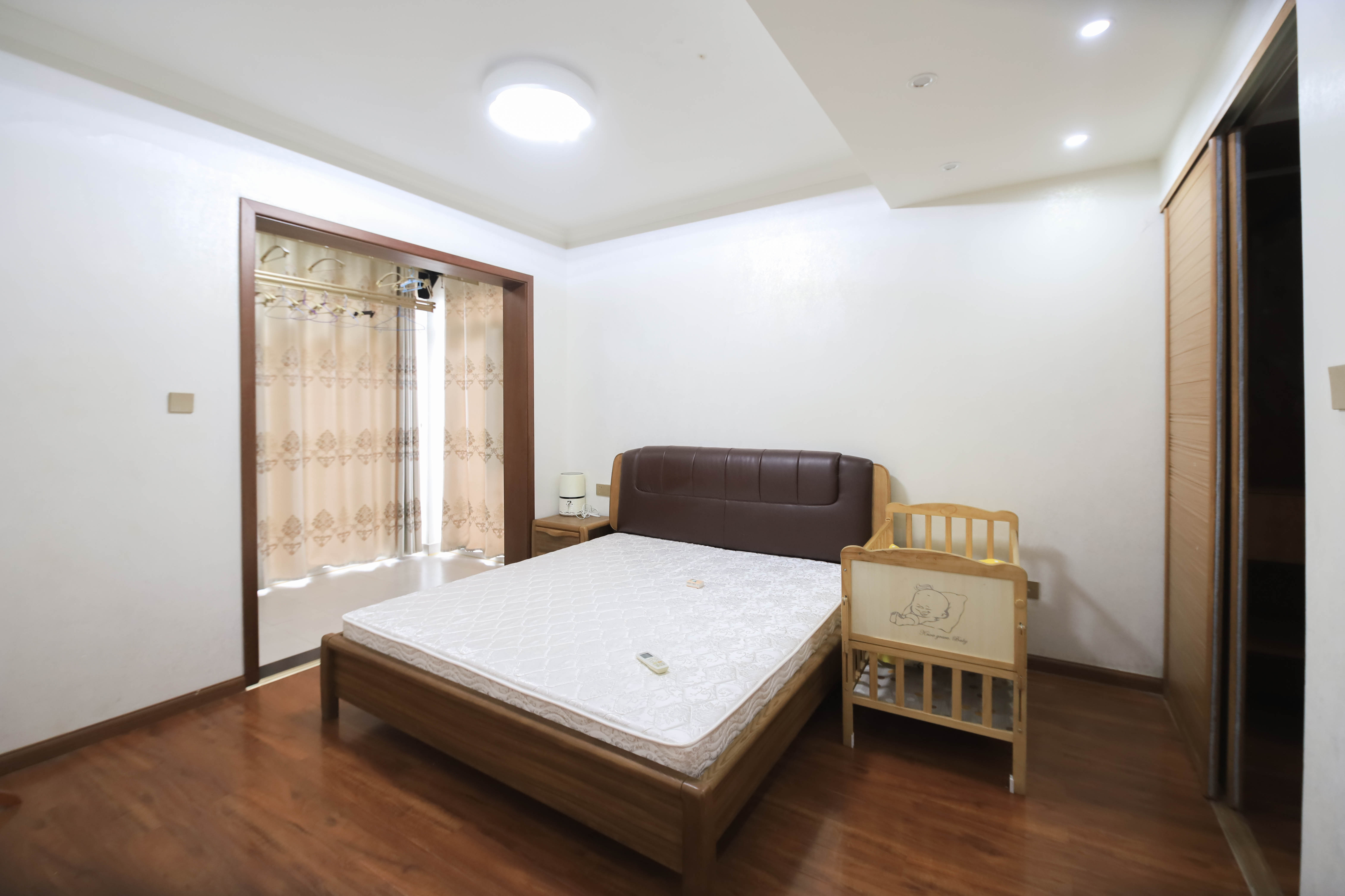 湘府十城（汇财御景湾新寓,汇财国际）  3室2厅1卫    66.8万卧室