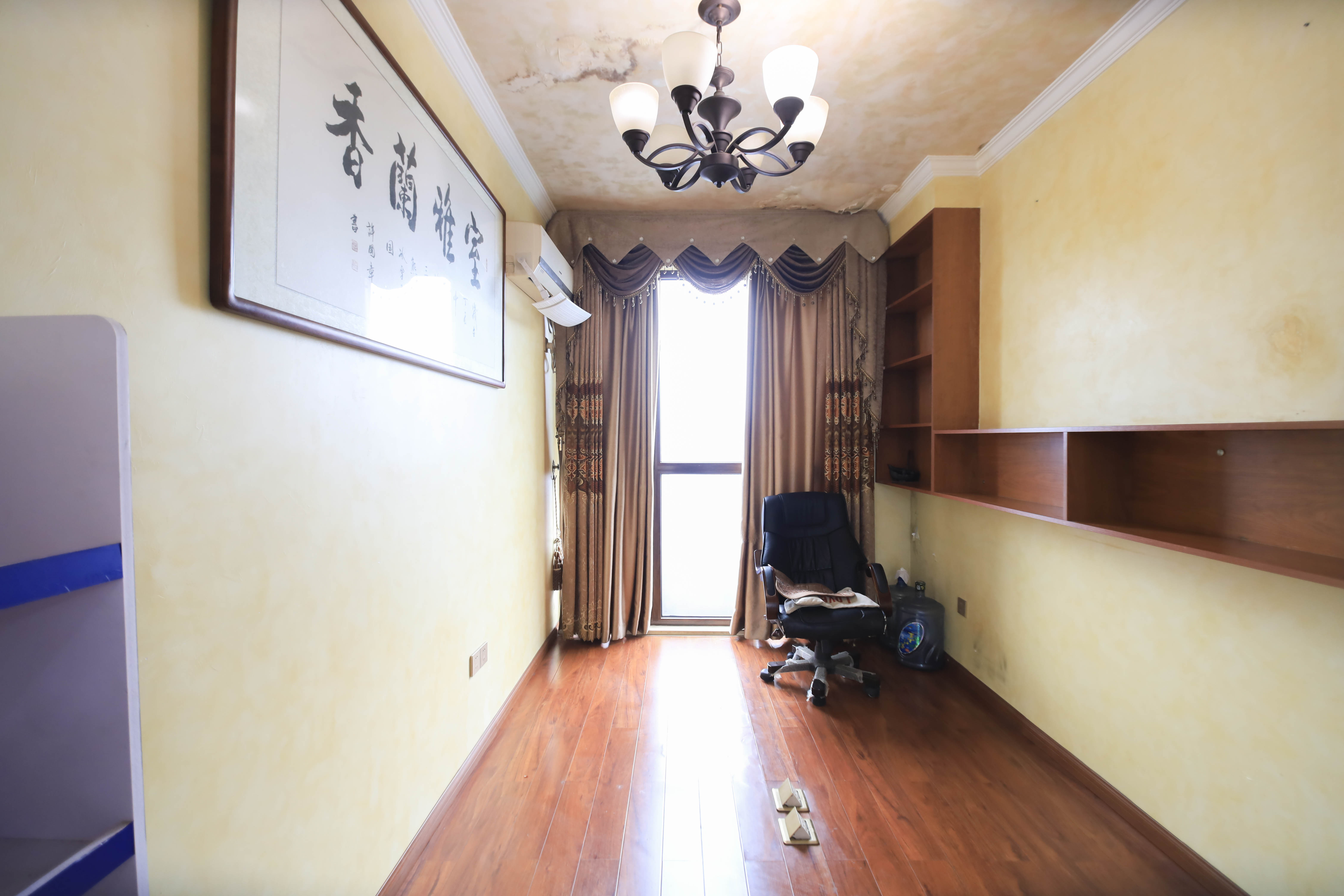 湘府十城（汇财御景湾新寓,汇财国际）  3室2厅1卫    66.8万卧室