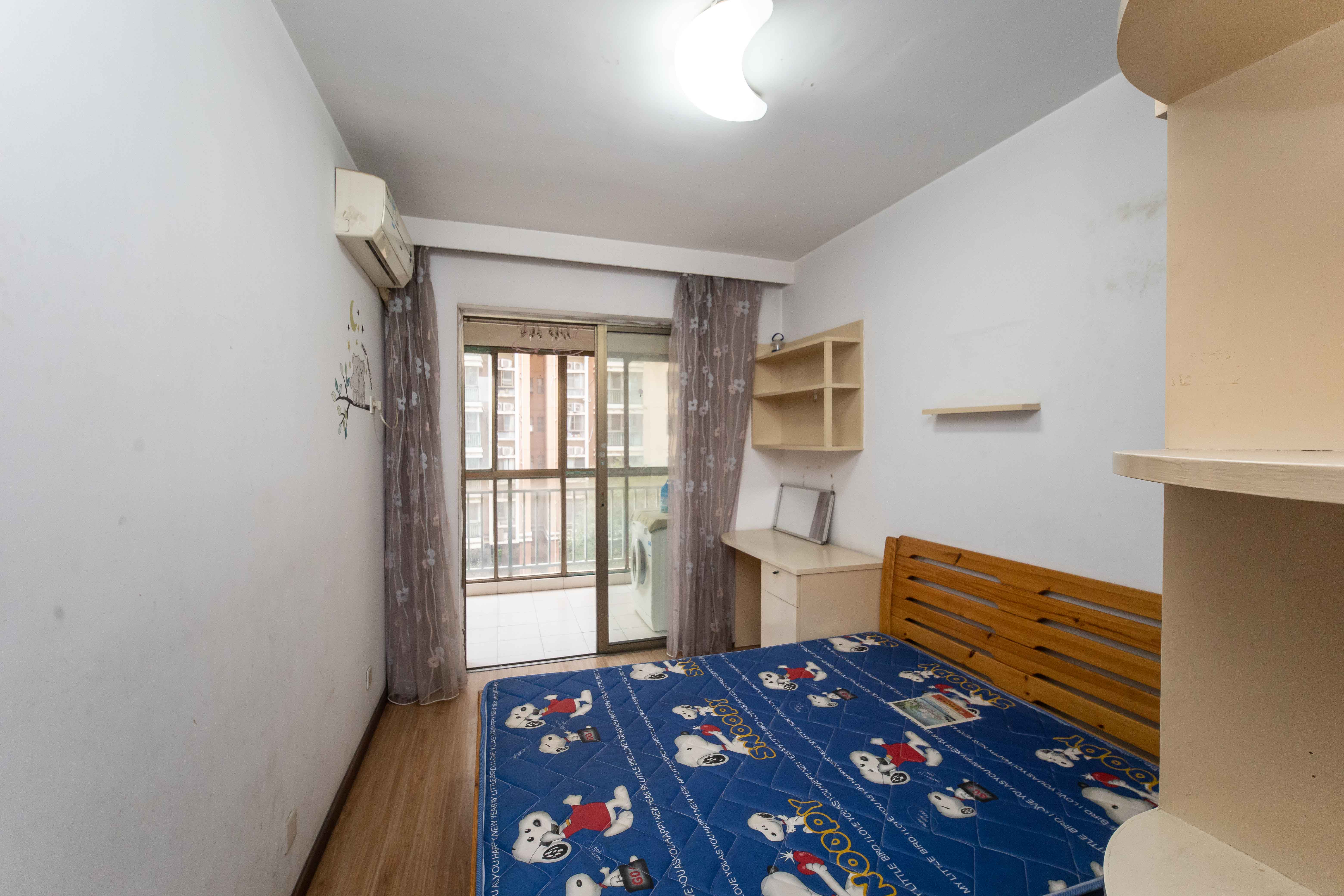 锦湘国际星城二期(锦雅苑) 2室2厅1卫 85.0万 锦湘国际星城二期(锦雅苑) 2室2厅1卫 85.0万卧室