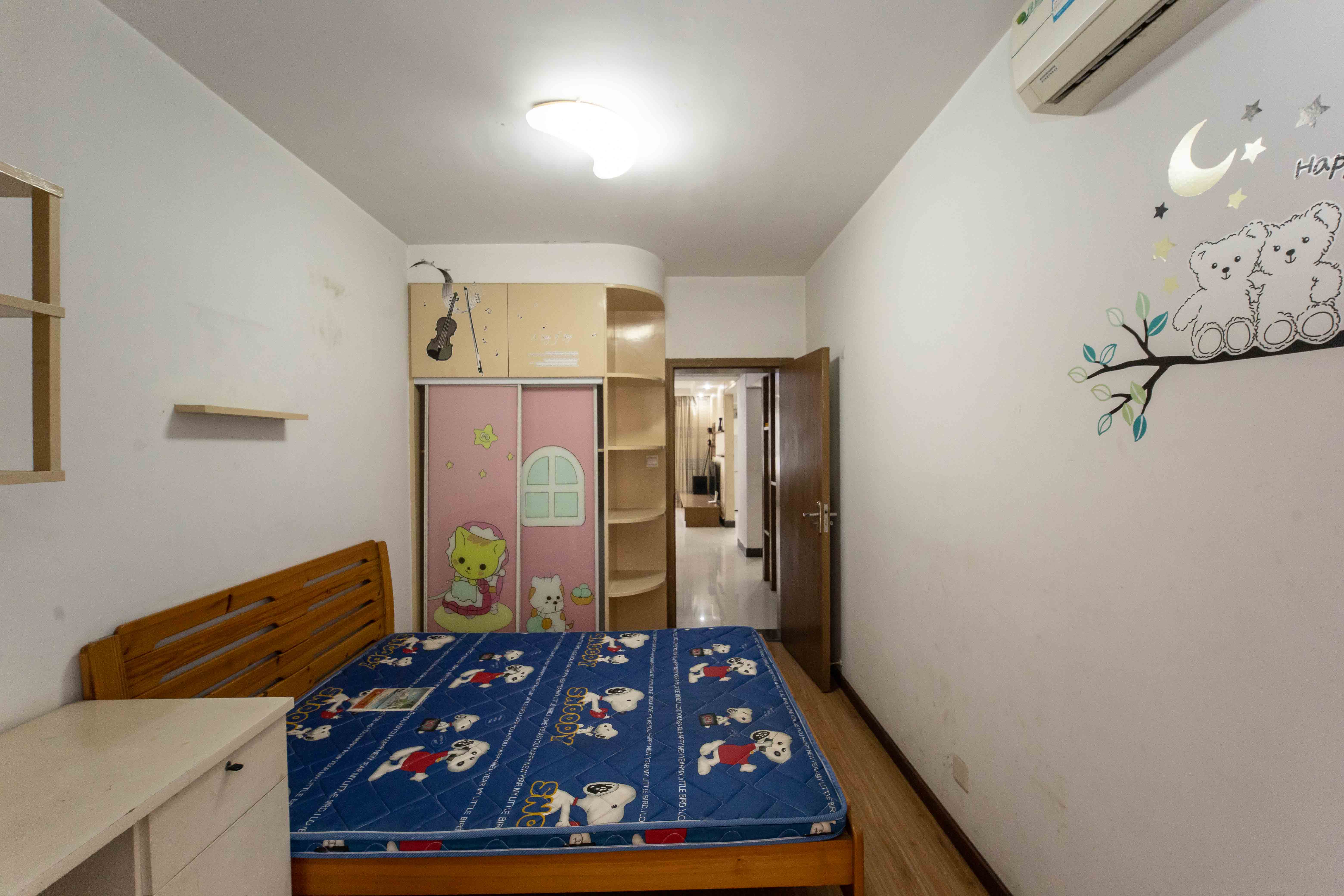 锦湘国际星城二期(锦雅苑) 2室2厅1卫 85.0万 锦湘国际星城二期(锦雅苑) 2室2厅1卫 85.0万卧室