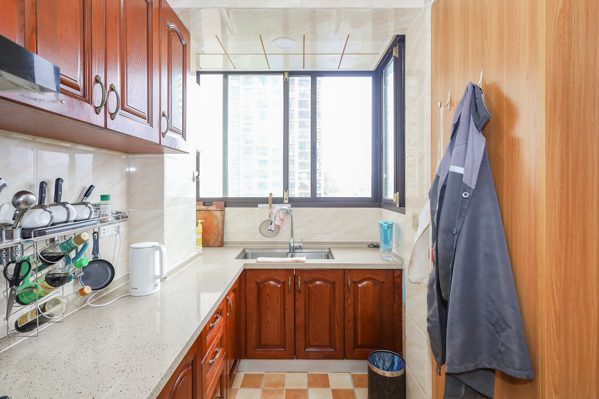 钰龙天下二期(钰龙佳园)  3室2厅2卫    268.0万 钰龙天下二期(钰龙佳园)  3室2厅2卫    268.0万厨房