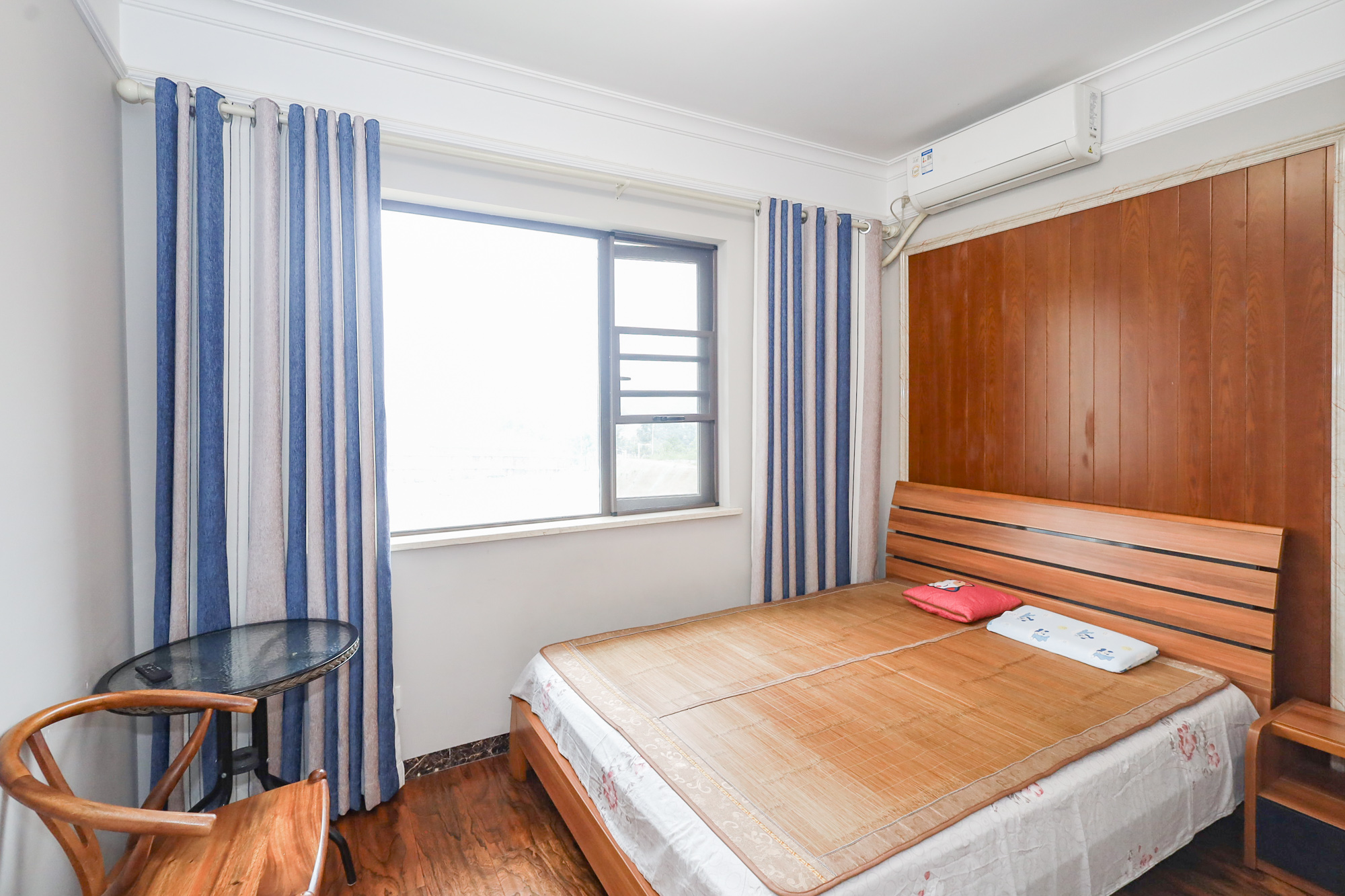 钰龙天下二期(钰龙佳园)  3室2厅2卫    268.0万 钰龙天下二期(钰龙佳园)  3室2厅2卫    268.0万卧室