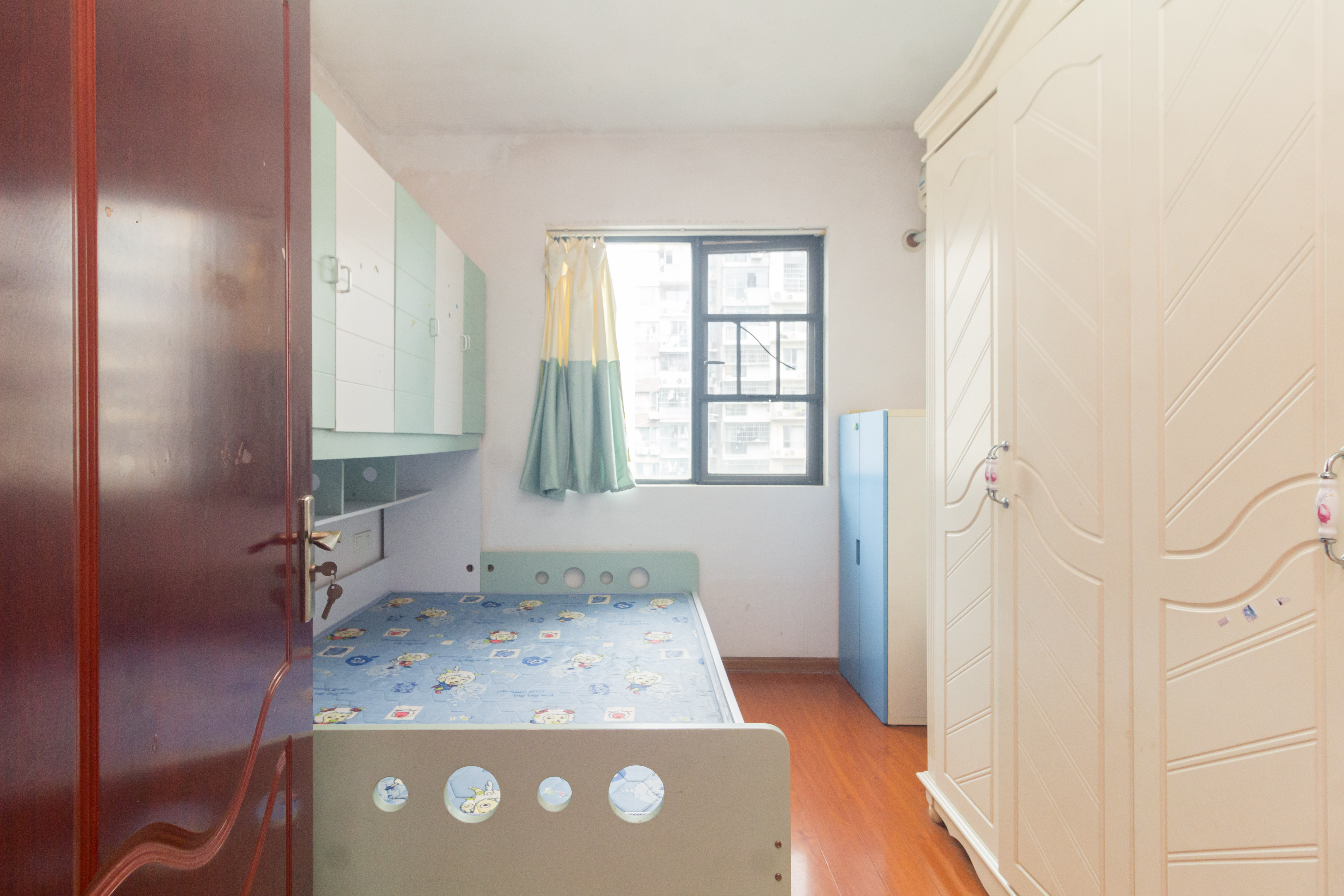 中国铁建国际城一期  3室2厅1卫    52.8万 中国铁建国际城一期  3室2厅1卫    52.8万卧室