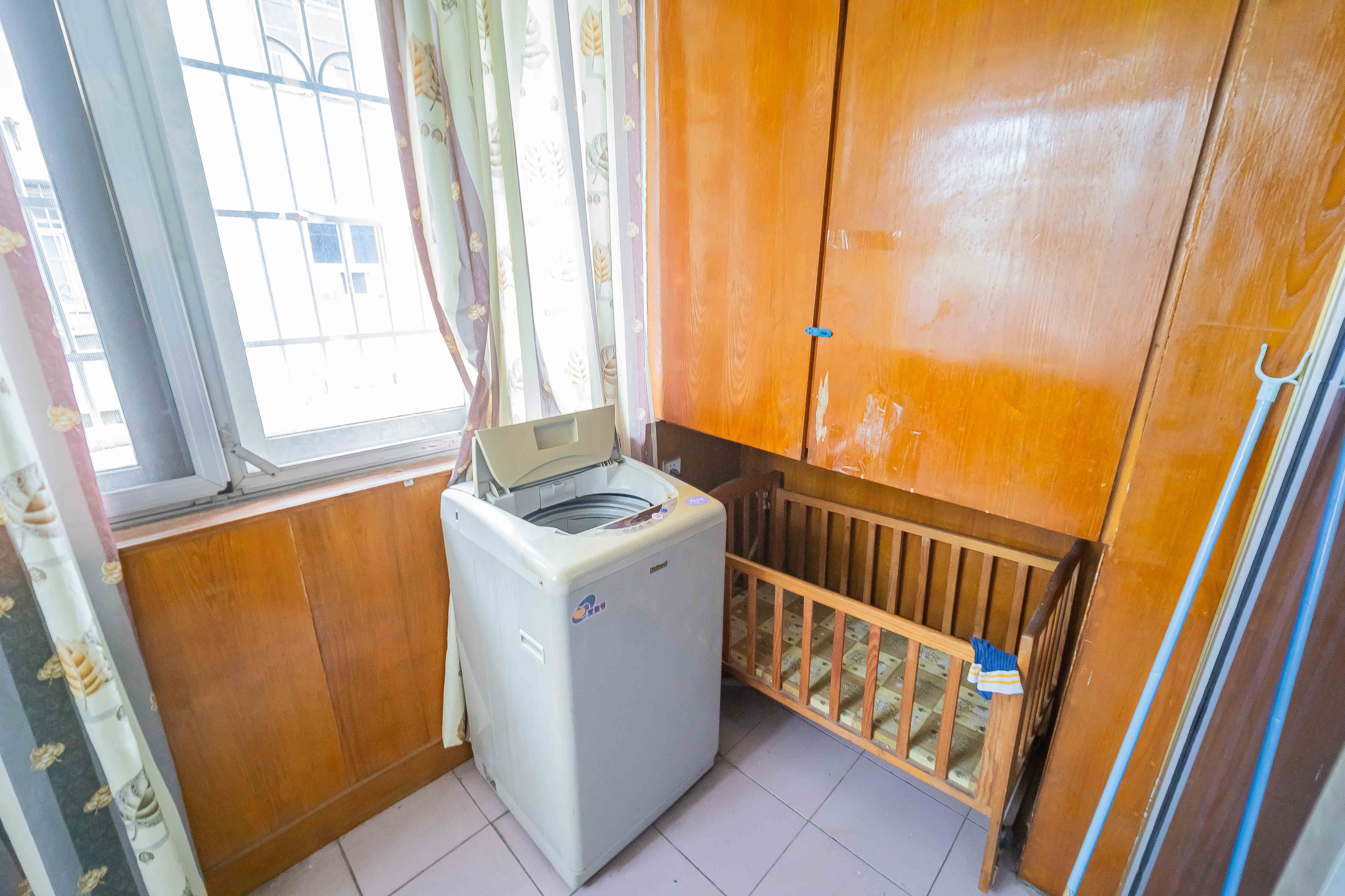 向东南社区 2室1厅1卫 29.9万 向东南社区 2室1厅1卫 29.9万其他