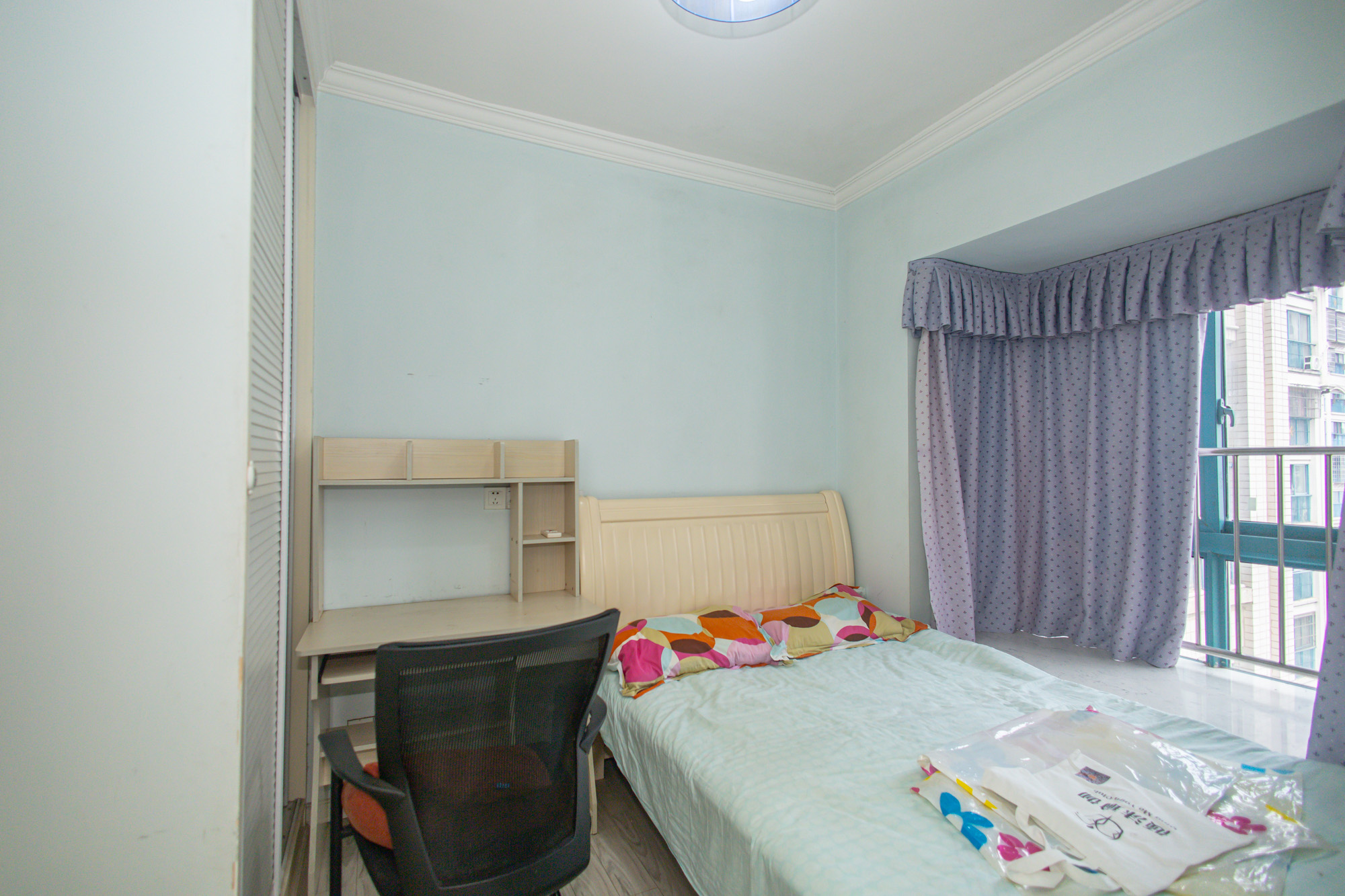 蝴蝶谷 2室2厅1卫 53.8万 蝴蝶谷 2室2厅1卫 53.8万卧室