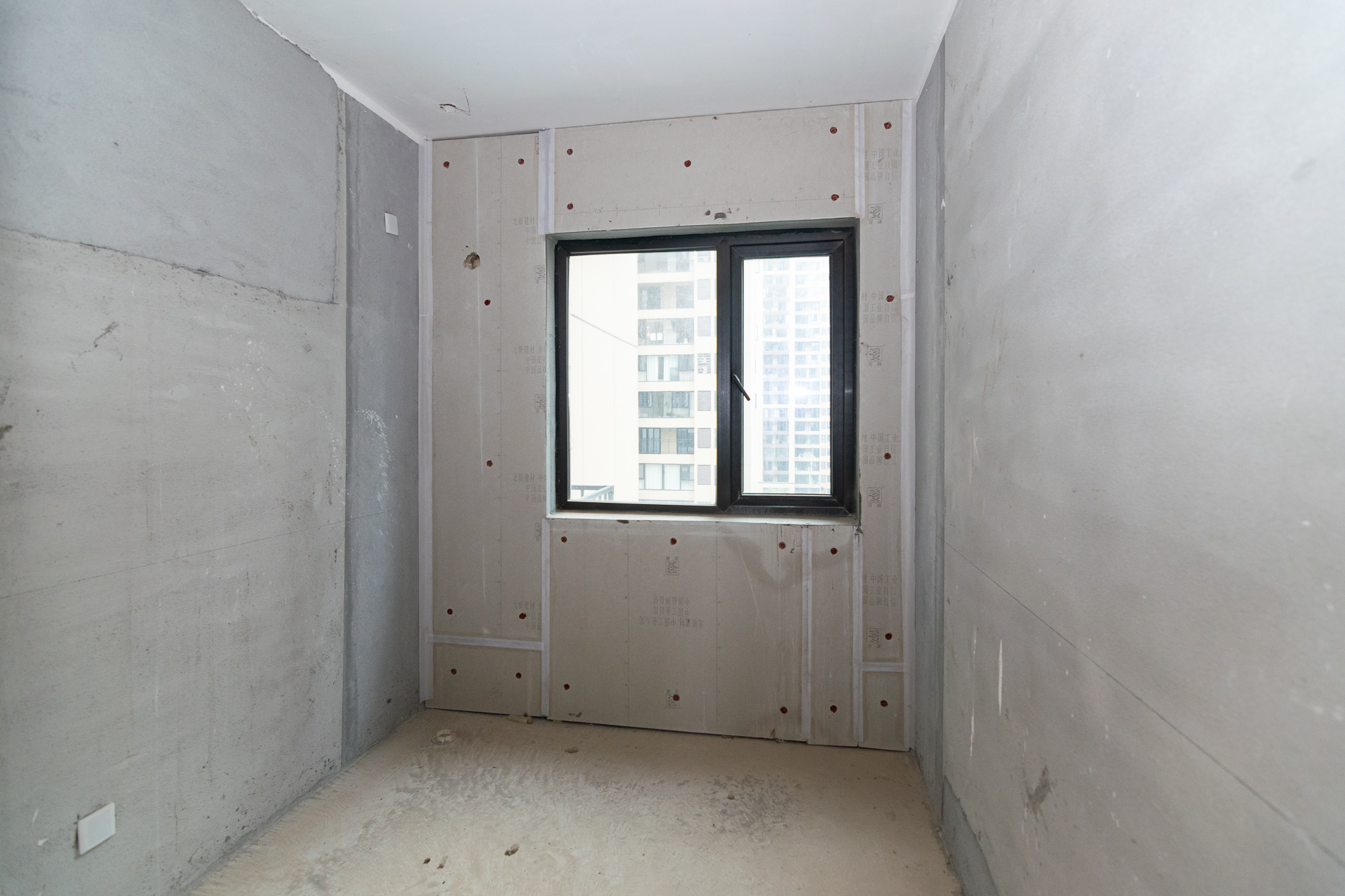 金辉优步学府 4室2厅2卫 98.8万 金辉优步学府 4室2厅2卫 98.8万卧室