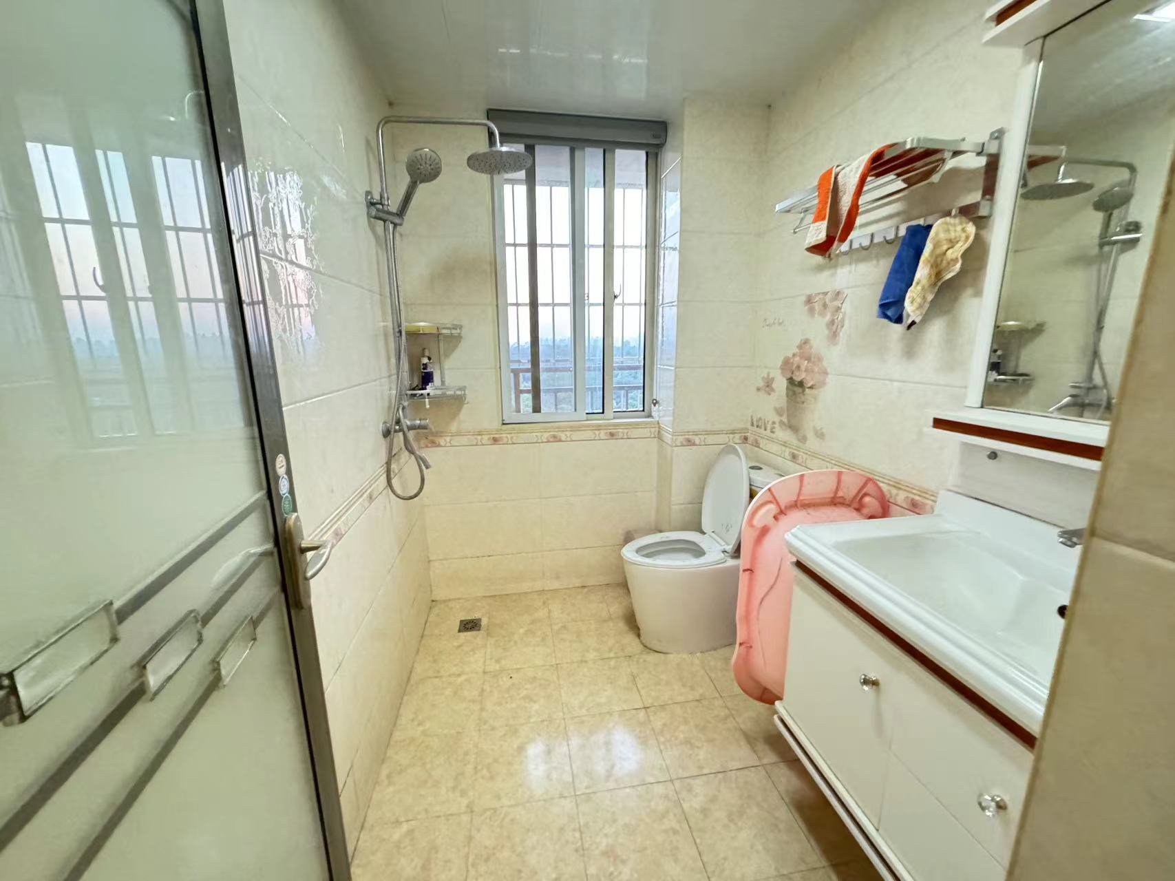 康桥漫步  3室2厅2卫    55.0万 康桥漫步  3室2厅2卫    55.0万室内图