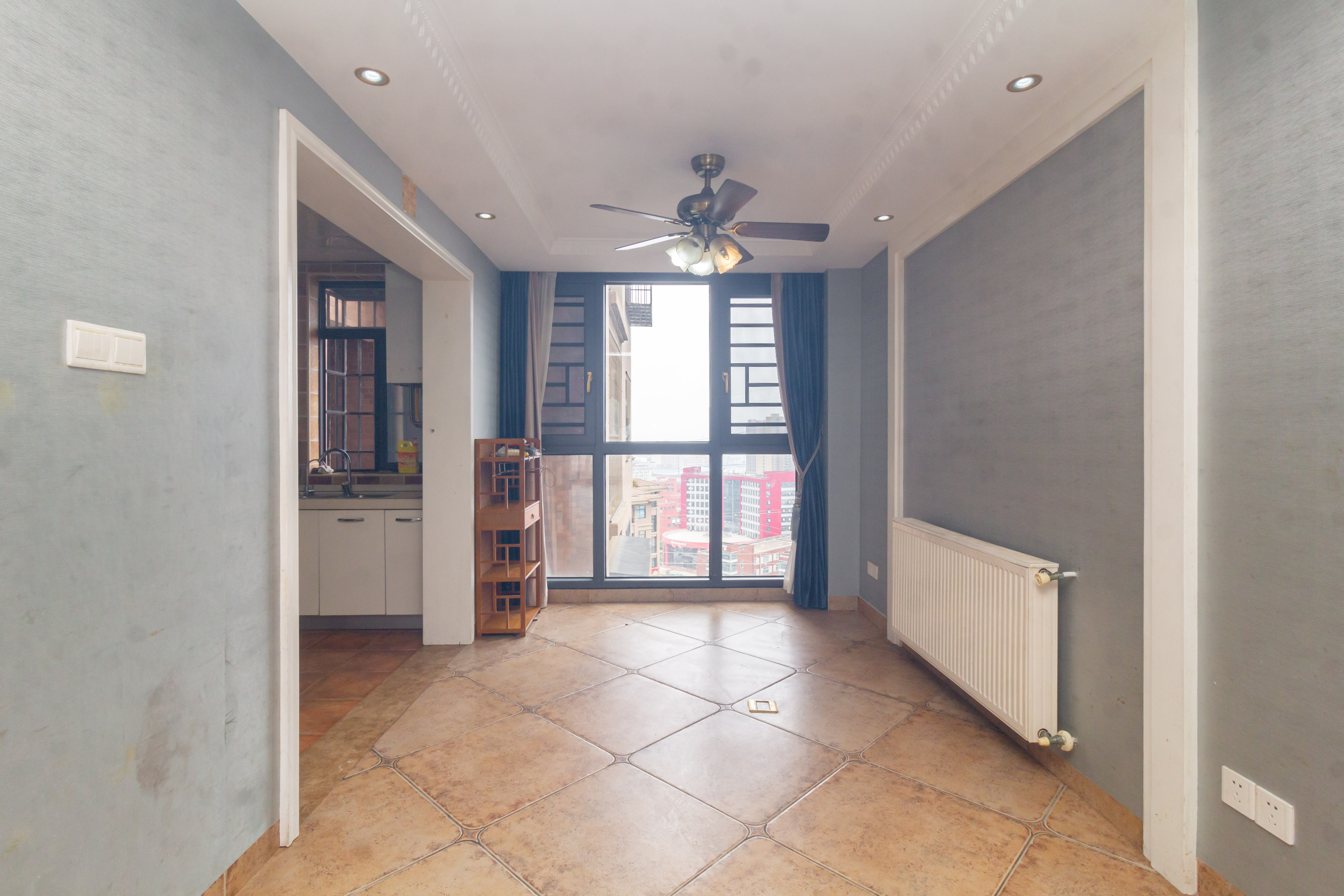 康桥长郡 4室2厅2卫 98.0万 康桥长郡 4室2厅2卫 98.0万客厅