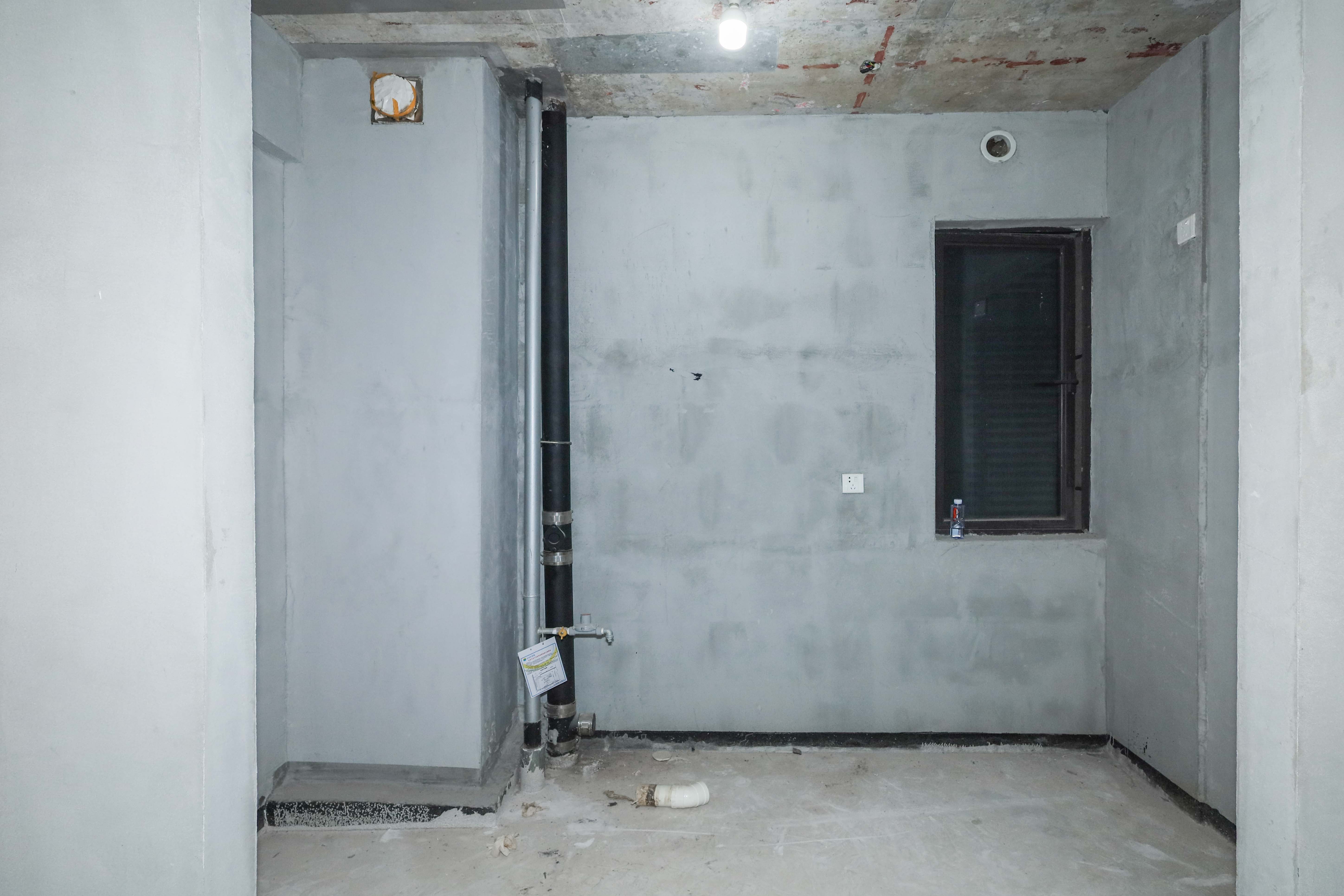 建发央著  4室2厅2卫   218.00万厨房