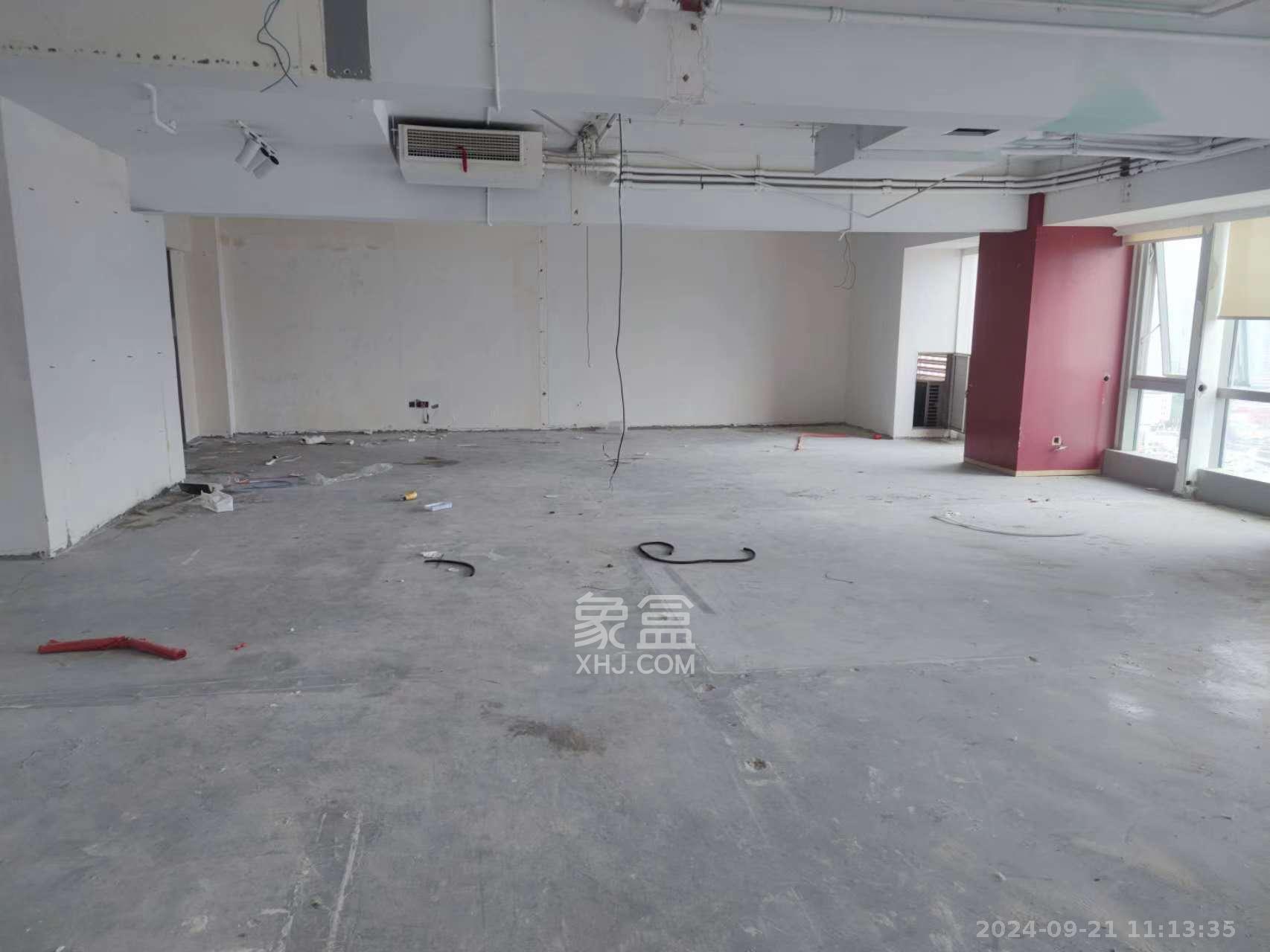 德思勤城市广场（宝格丽公寓）  7室2厅1卫   10000.00元/月室内图