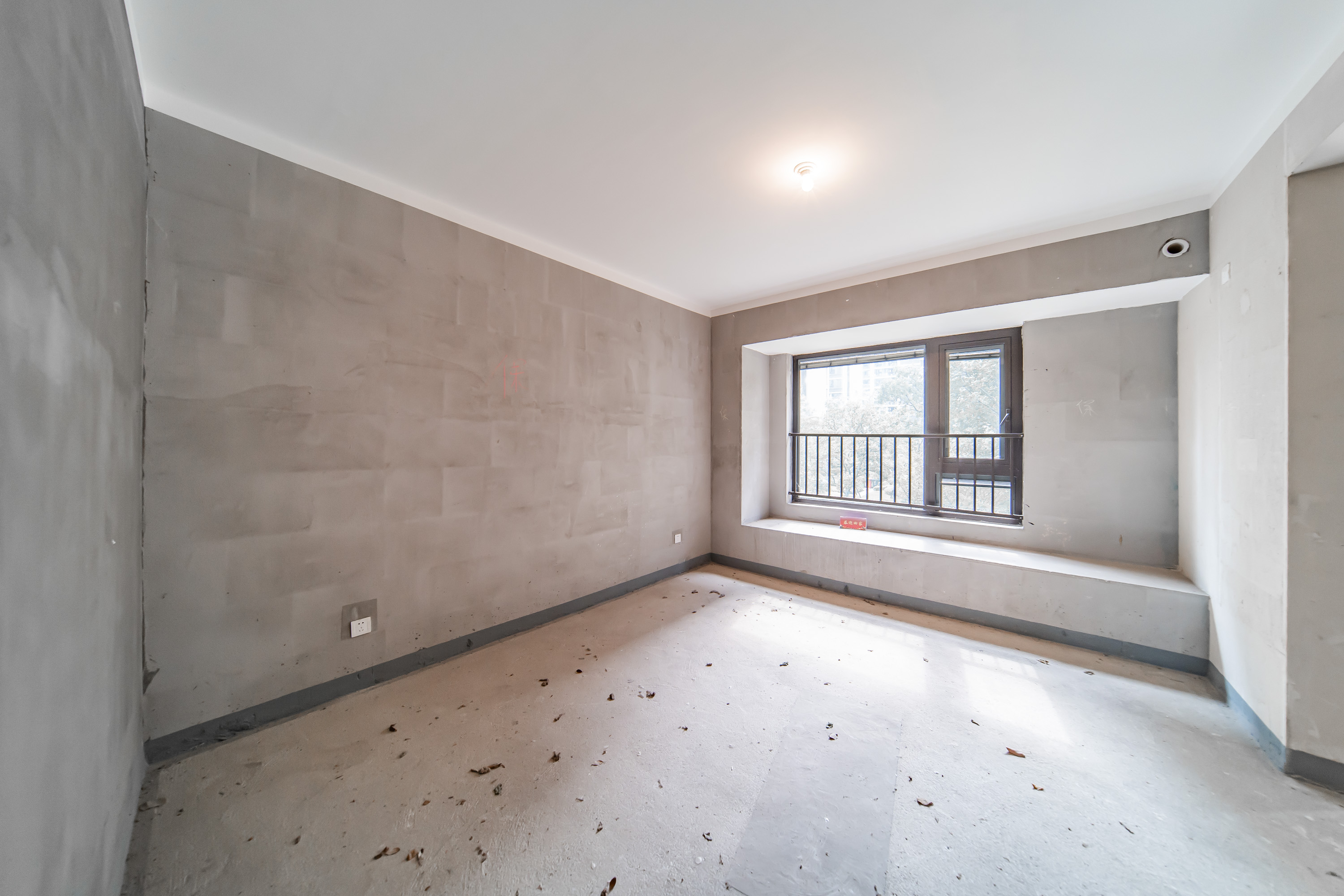 建发电建江山悦  4室2厅2卫   167.00万卧室