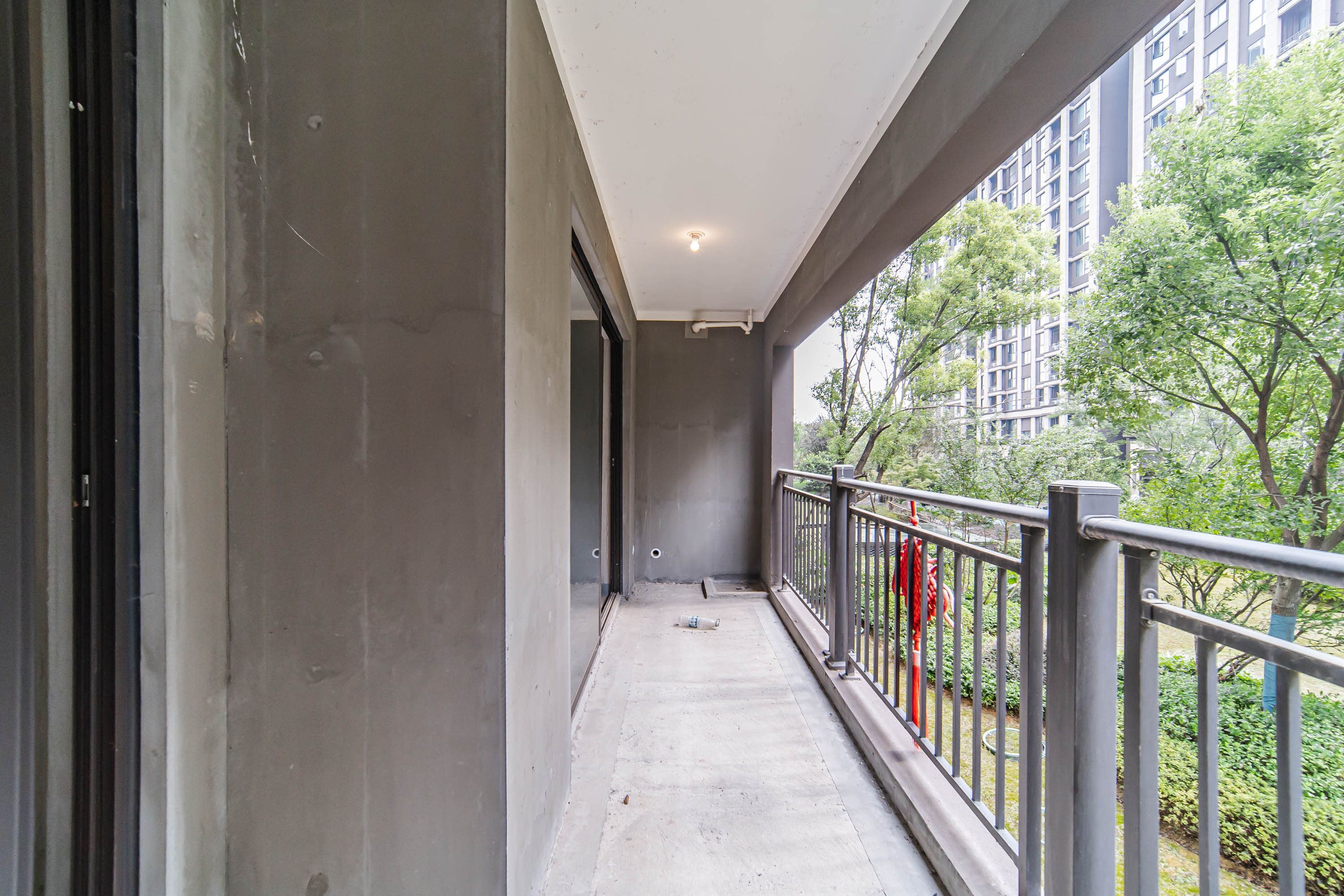 建发电建江山悦  4室2厅2卫   167.00万阳台