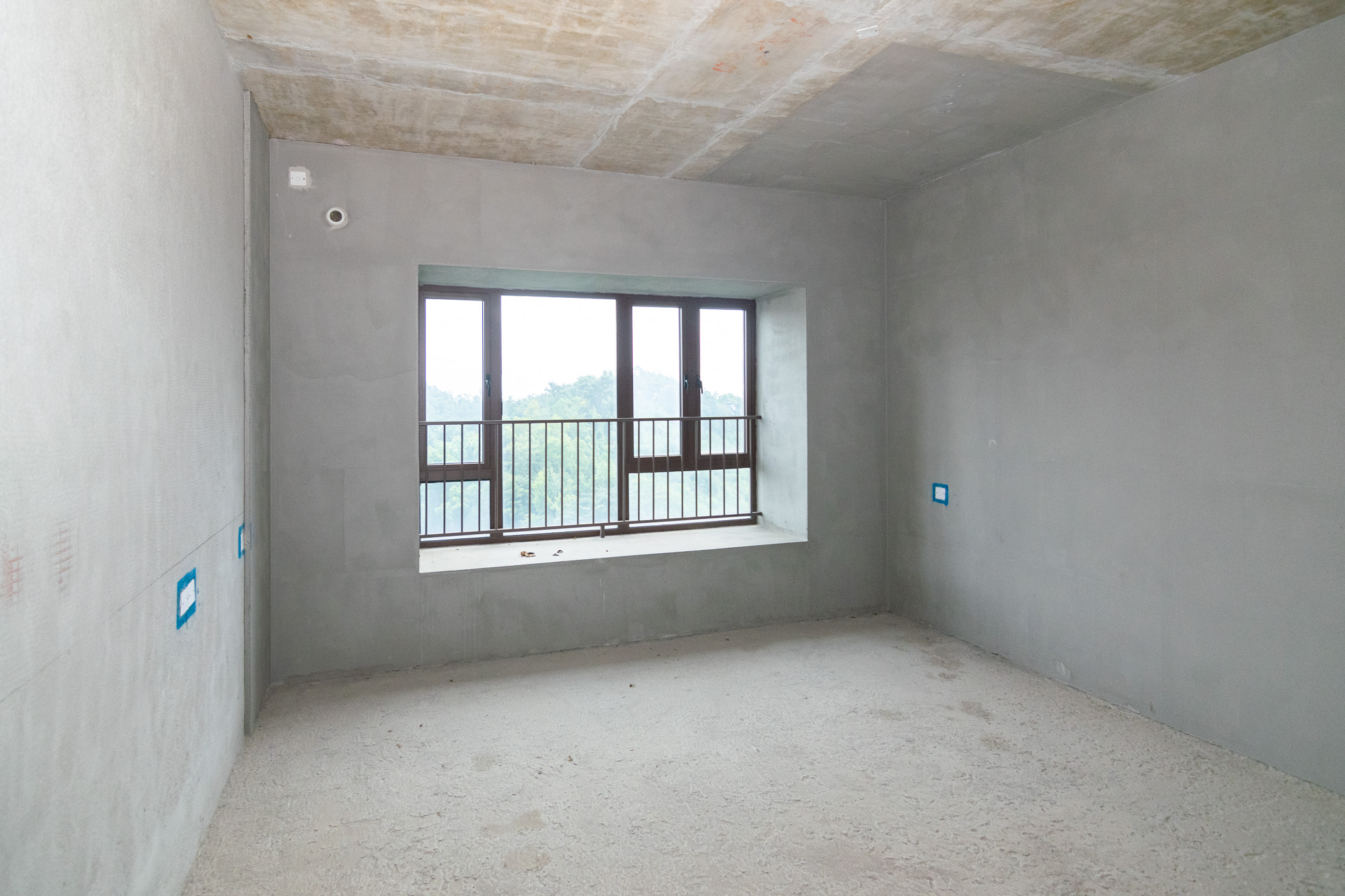 碧桂园御园  5室2厅3卫    200.0万 碧桂园御园  5室2厅3卫    200.0万卧室