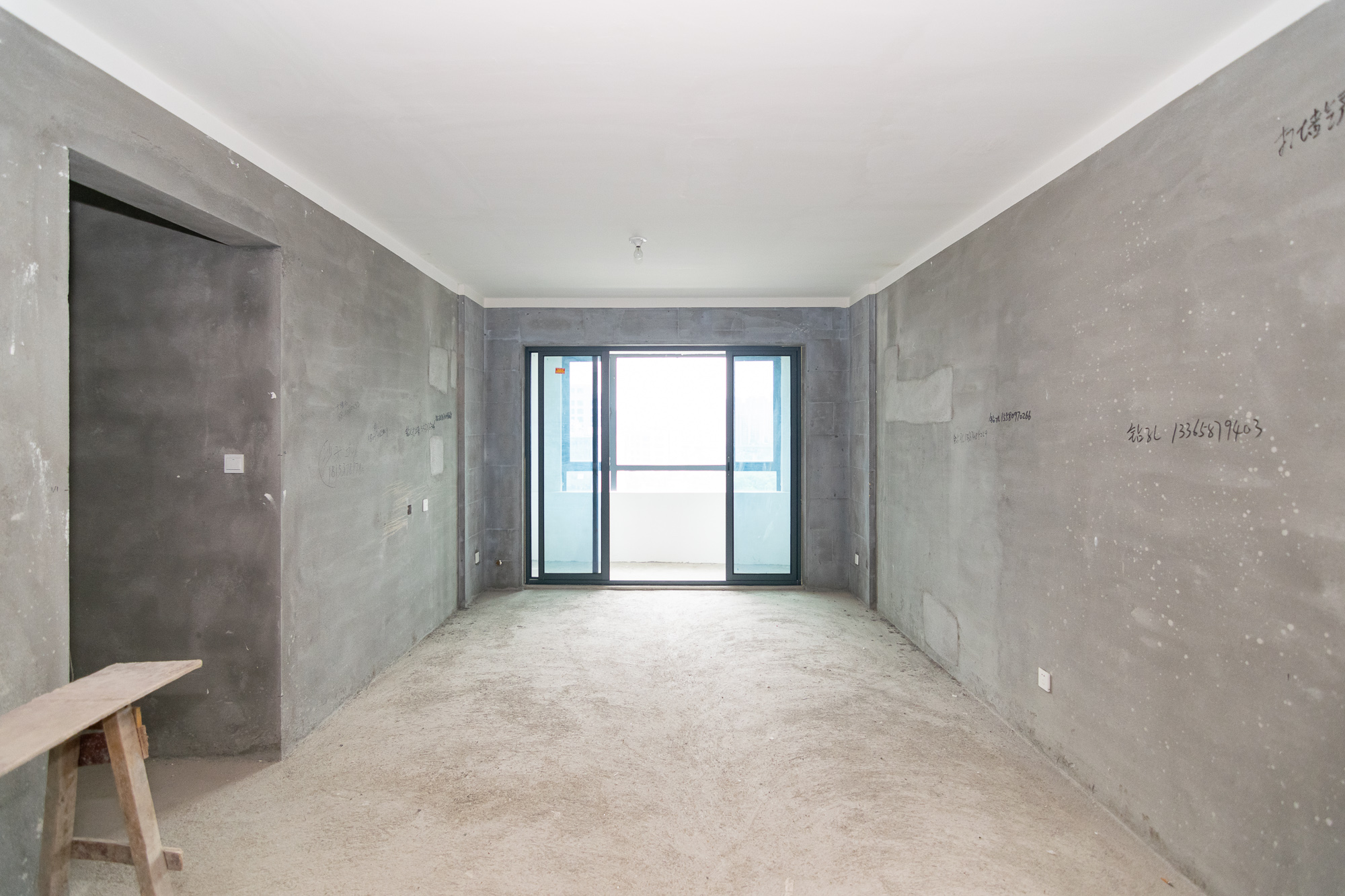 荣盛岳麓峰景 3室2厅1卫 59.0万 荣盛岳麓峰景 3室2厅1卫 59.0万客厅