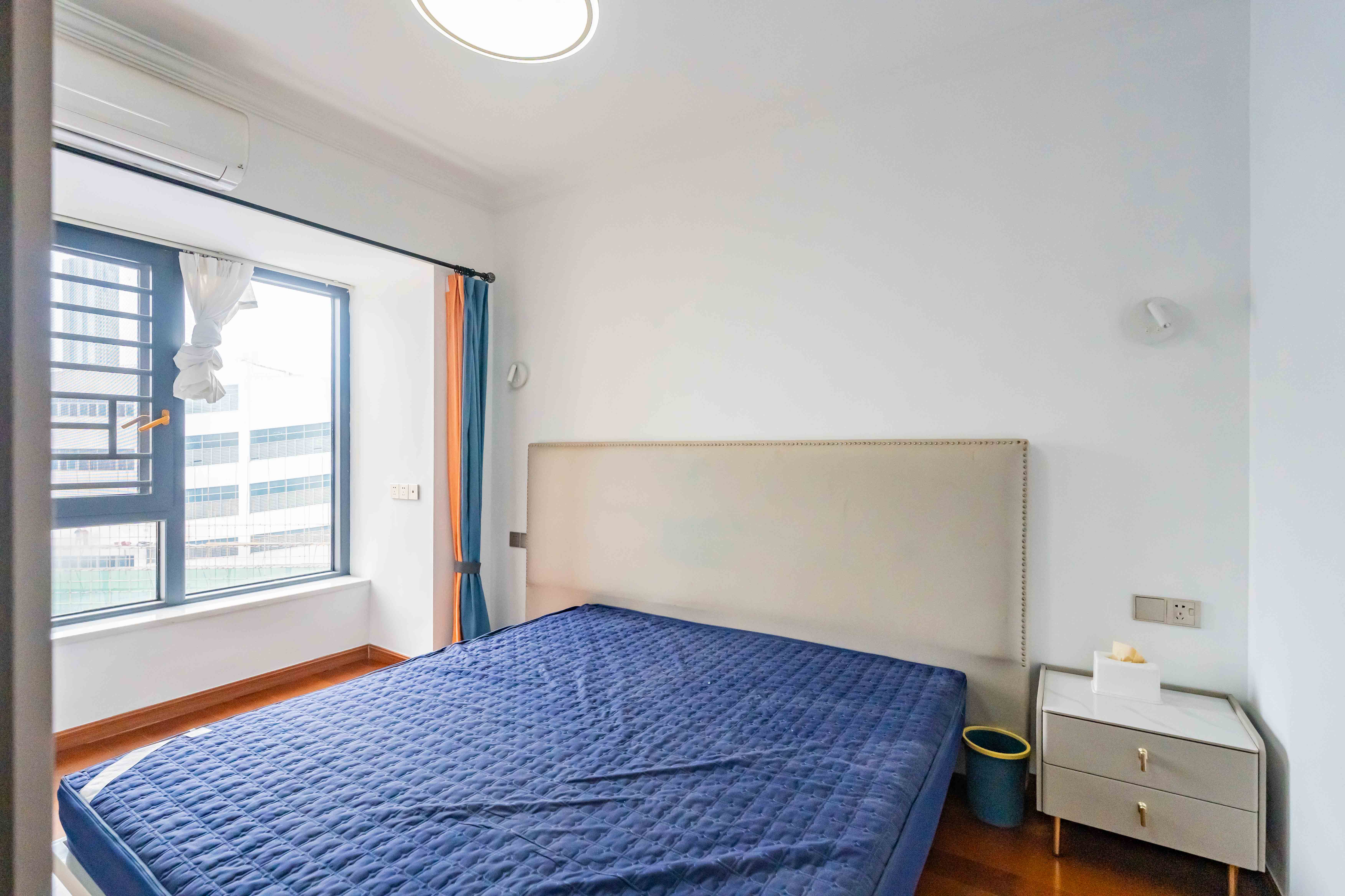 上园商住小区 3室1厅1卫 100.0万 上园商住小区 3室1厅1卫 100.0万卧室