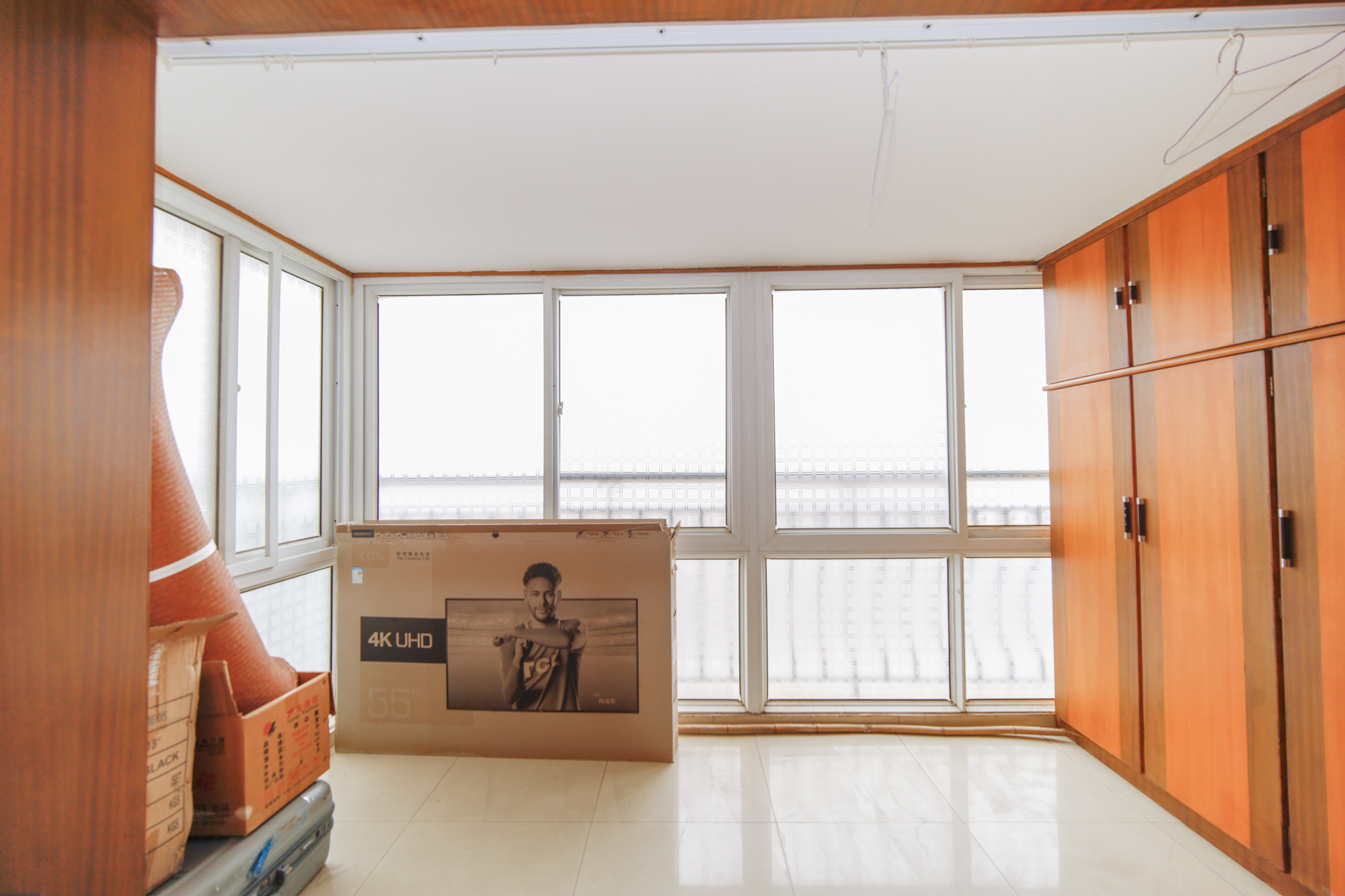 景湾小区(井湾小区) 3室2厅2卫 63.8万 景湾小区(井湾小区) 3室2厅2卫 63.8万阳台