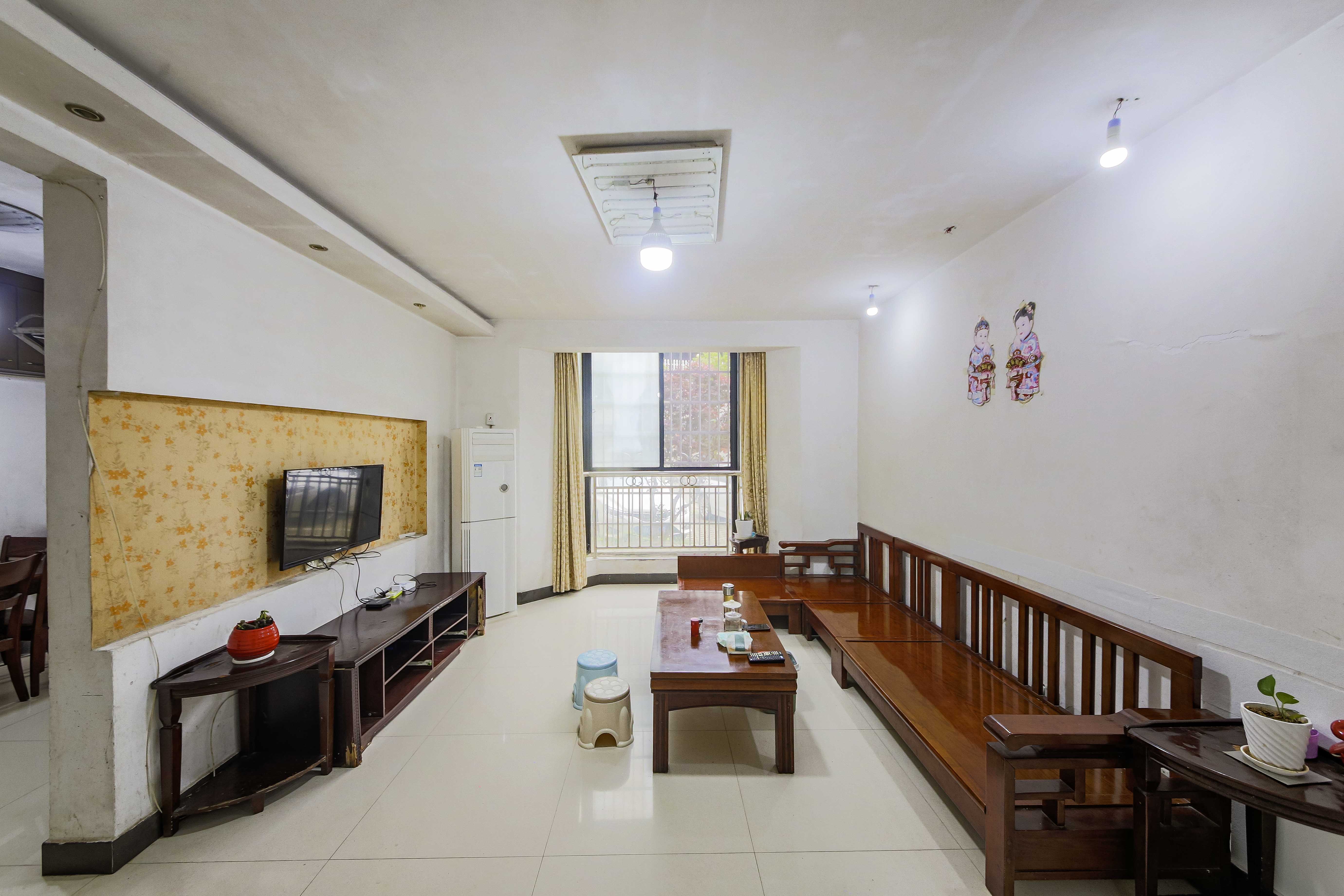 旺坤家园  3室2厅2卫    70.0万 旺坤家园  3室2厅2卫    70.0万