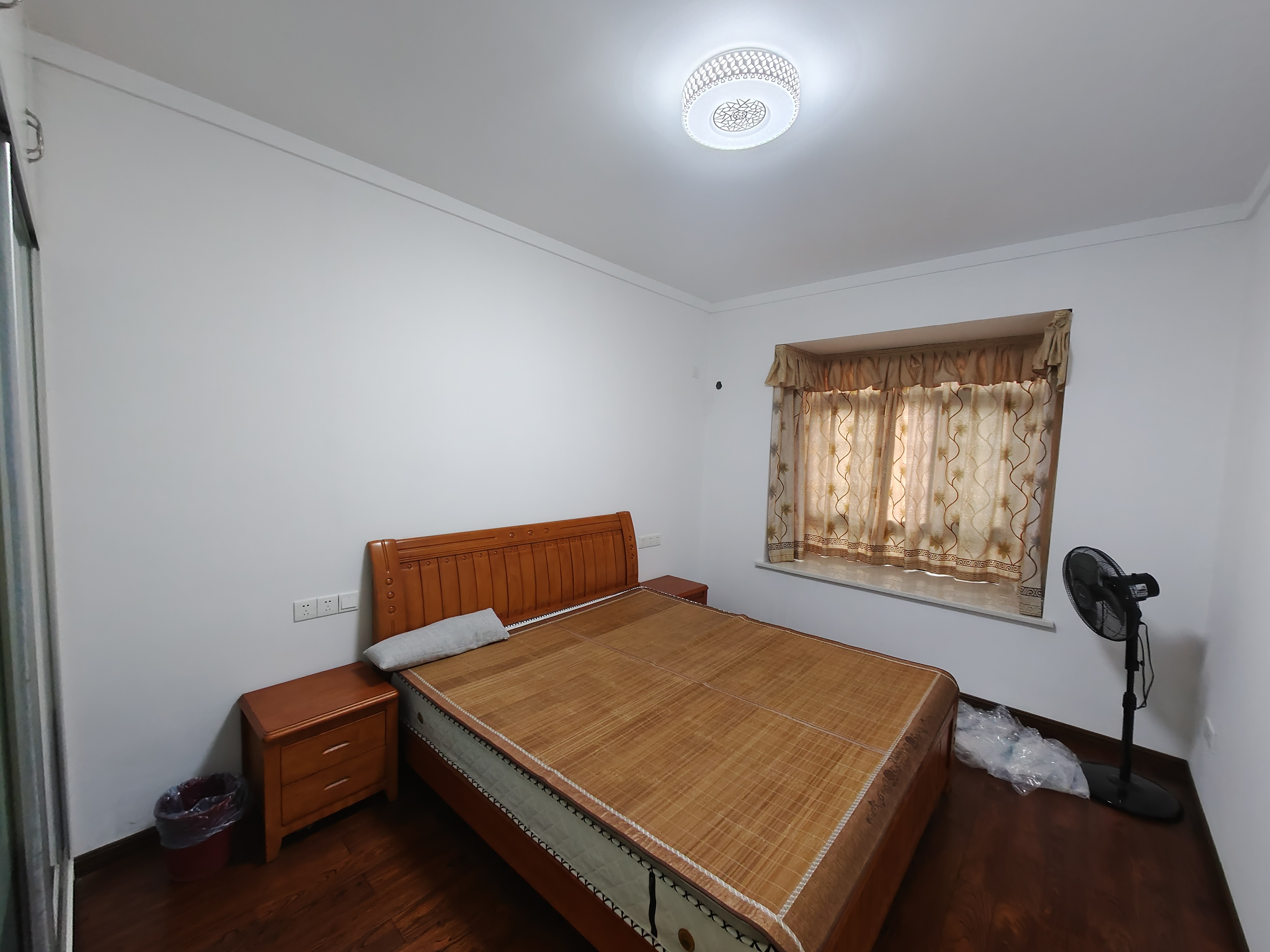 华府龙苑 3室2厅2卫 62.0万 华府龙苑 3室2厅2卫 62.0万室内图